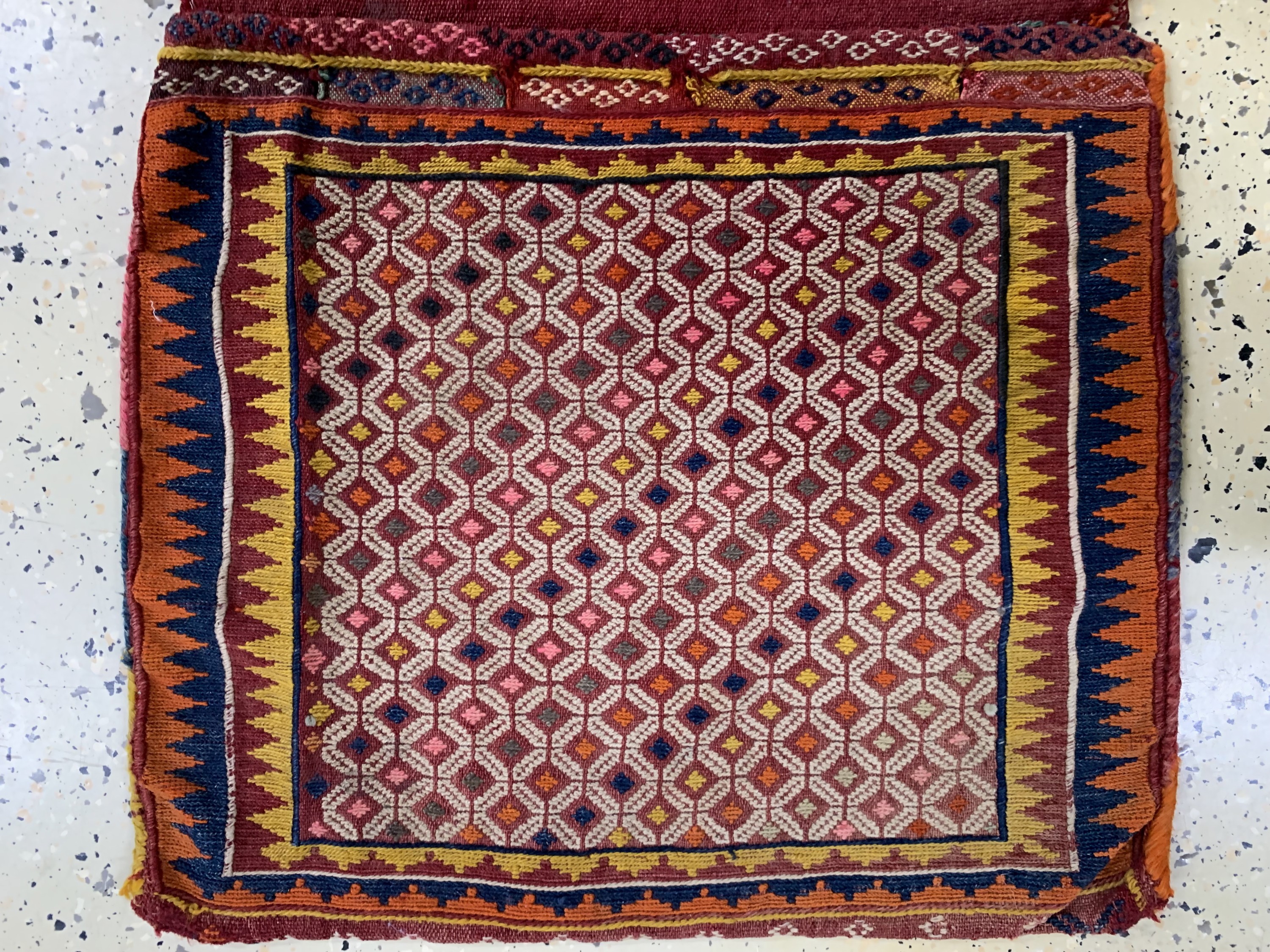 Detail d: 2 Sumakh Taschen, Türkei, Mitte 20.Jhd, Wolle auf Wolle, ca. 105 x 58 cm & ca. 54 x 50 cm, EHZ: 2