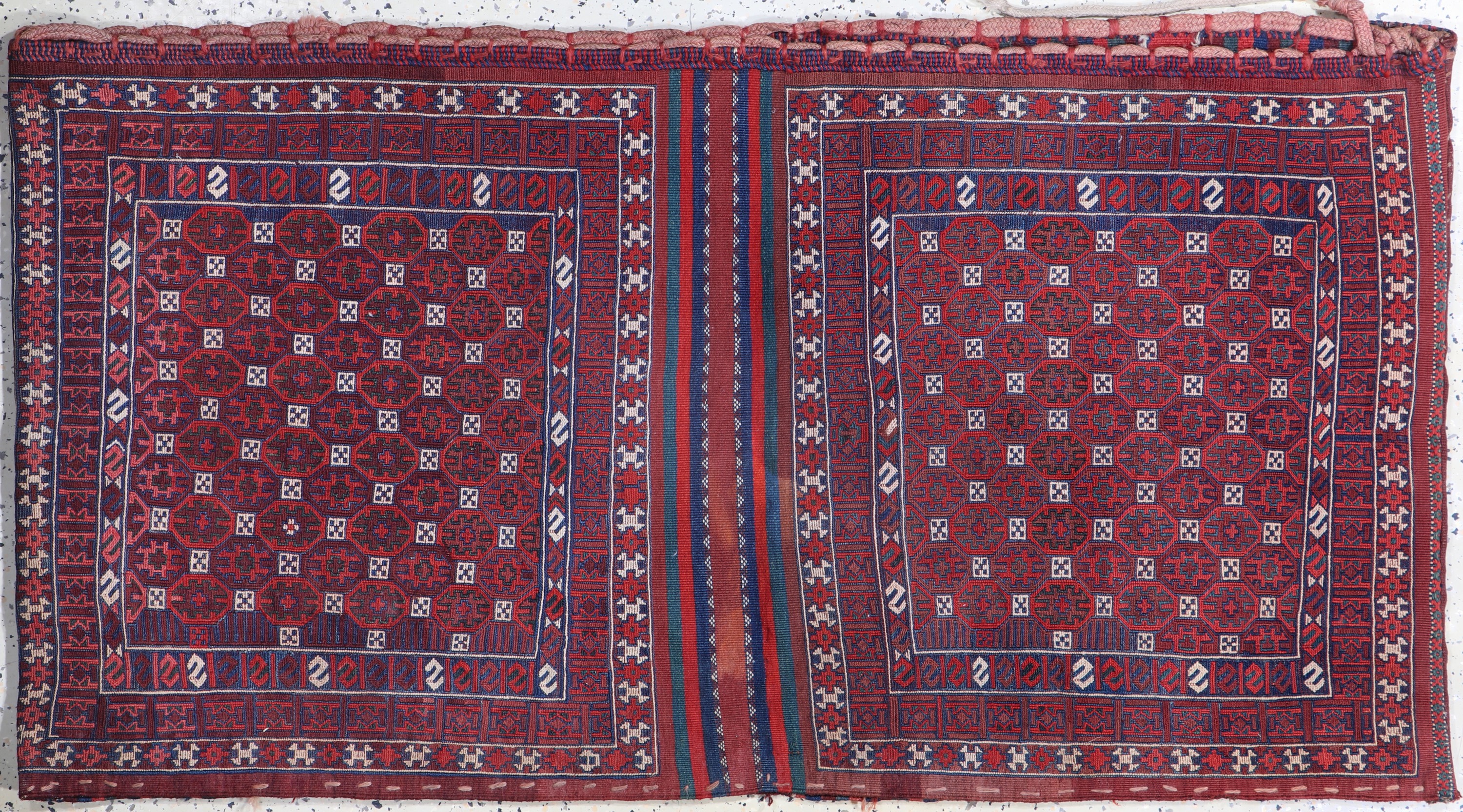 Sumakh Khorjin, Persien, Anfang 20.Jhd, Wolle auf Wolle, ca. 155 x 85 cm, EHZ: 2