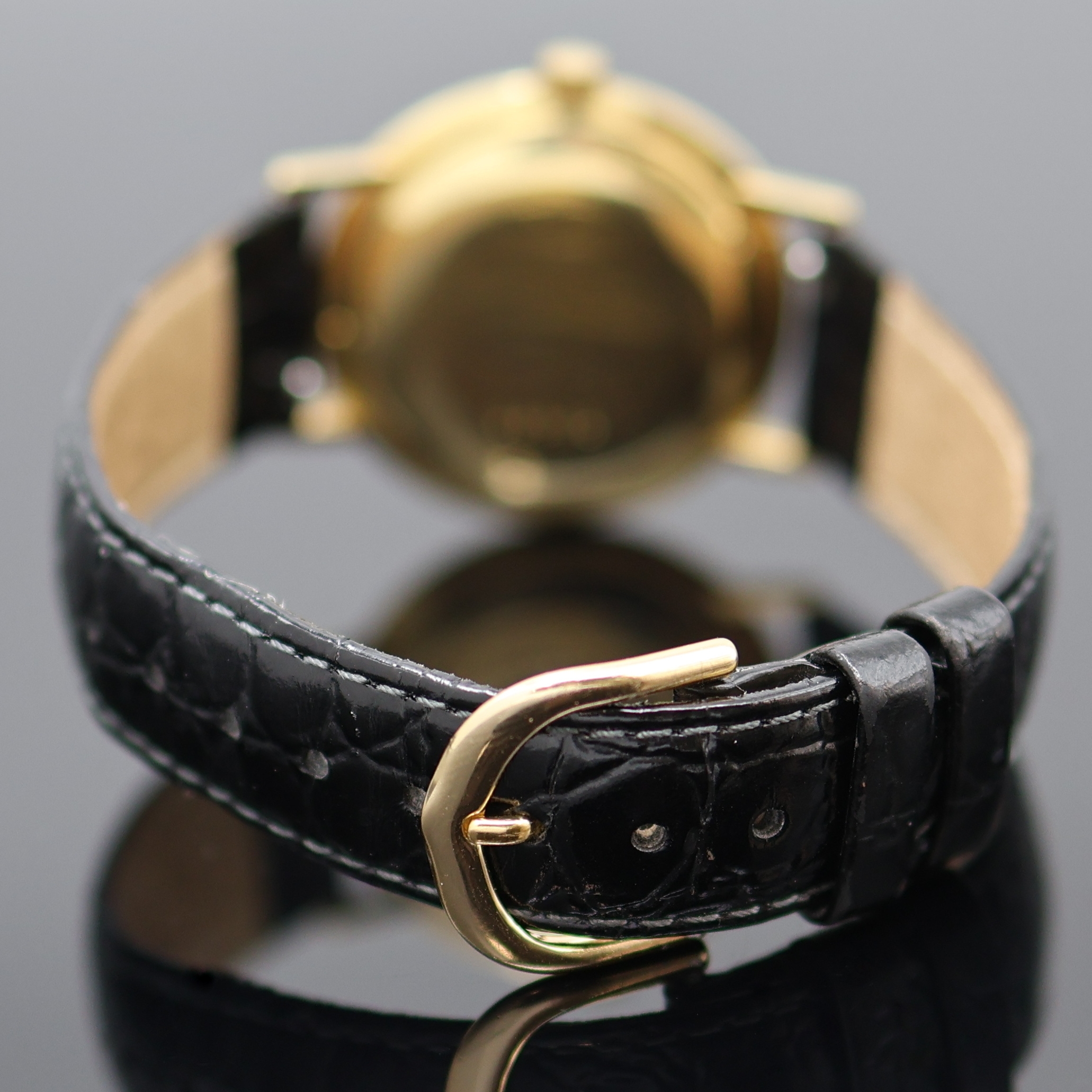 Detail c: BLANCPAIN Armbanduhr in GG 750/000, Schweiz um 1970, Automatik, Monocoque-Geh., goldfarb. Zifferbl. m. aufges. gold. Std.-Ind. fl., gold. Zeiger, ...