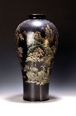Image 26977099 - Große Vase, China, um 1900, Schwarzlackarbeit, bunt und golden bemalt mit ...