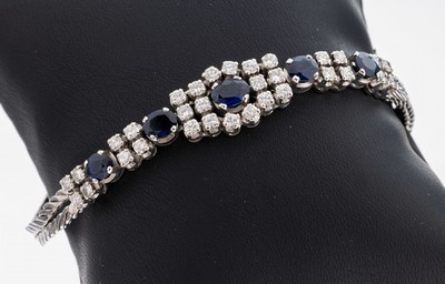 Image 26978065 - 18 kt Gold Saphir-Brillant-Armband, 1970er Jahre, WG 750/000, 5 ovalfacett. Saphire ...