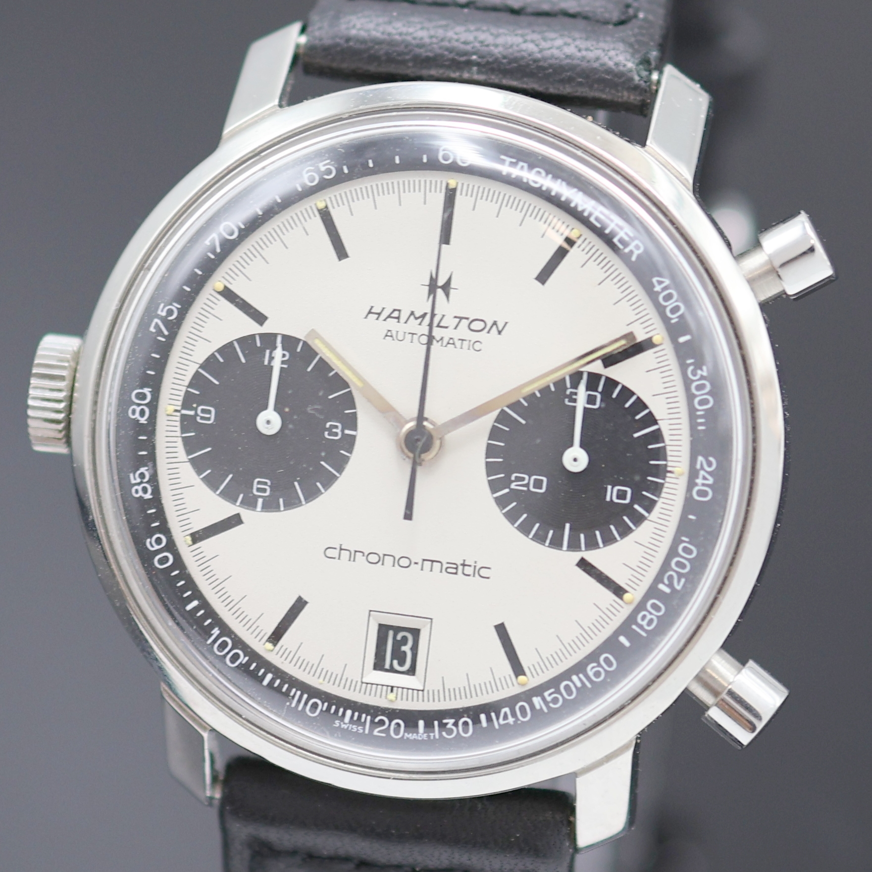 Detail a: HAMILTON Chrono-Matic Armbandchronograph in Stahl, Schweiz um 1970, Automatik, Boden verschr., Krone b. 9, silb. Zifferbl. m. silb. Leuchtzeiger, 12 ...