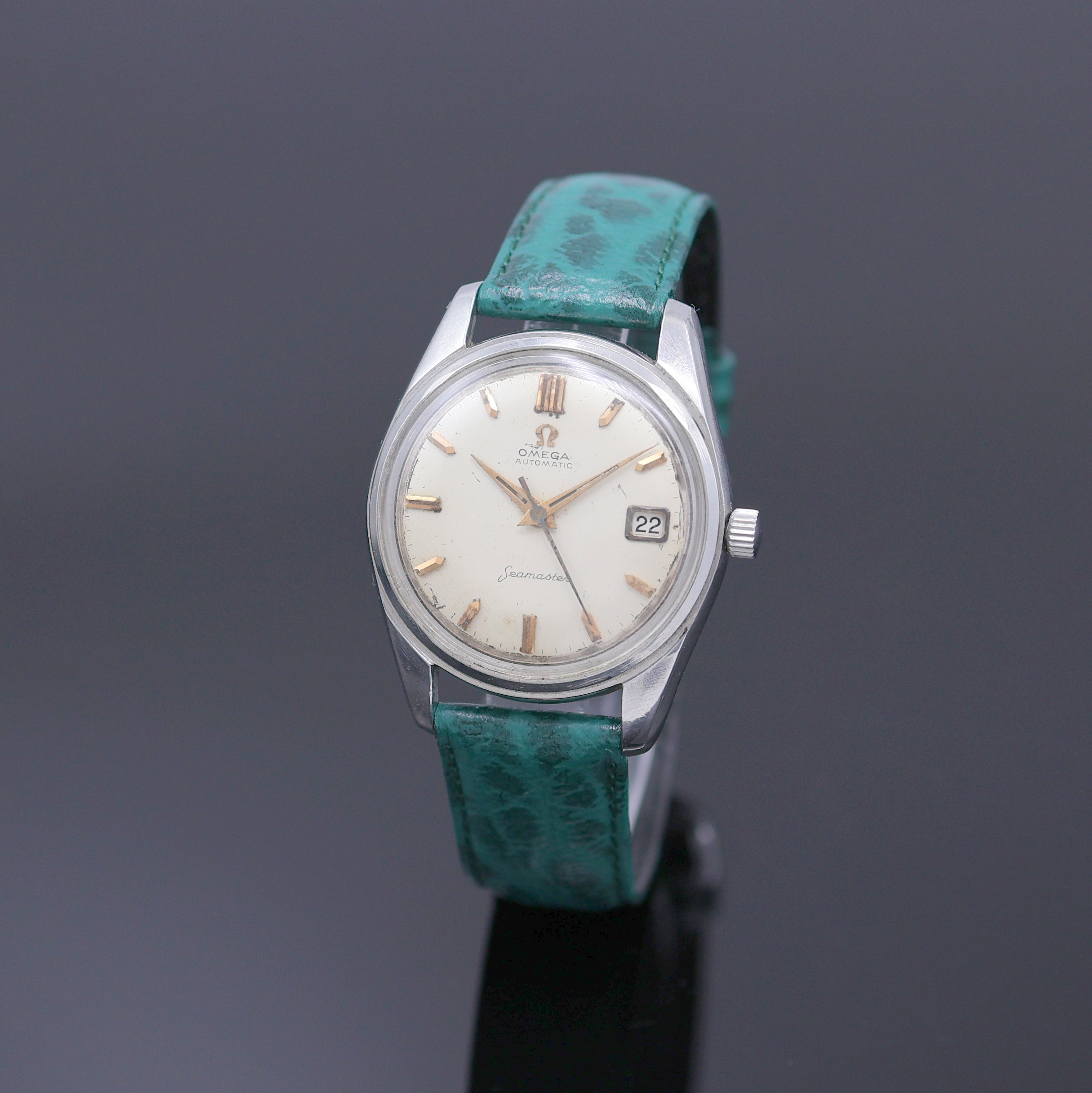 OMEGA Seamaster Armbanduhr in Stahl Referenz 14744, Schweiz um 1961, Automatik, verschr. Boden m. Seamaster-Logo, silb. Zifferbl. fl./pat., aufges. ...