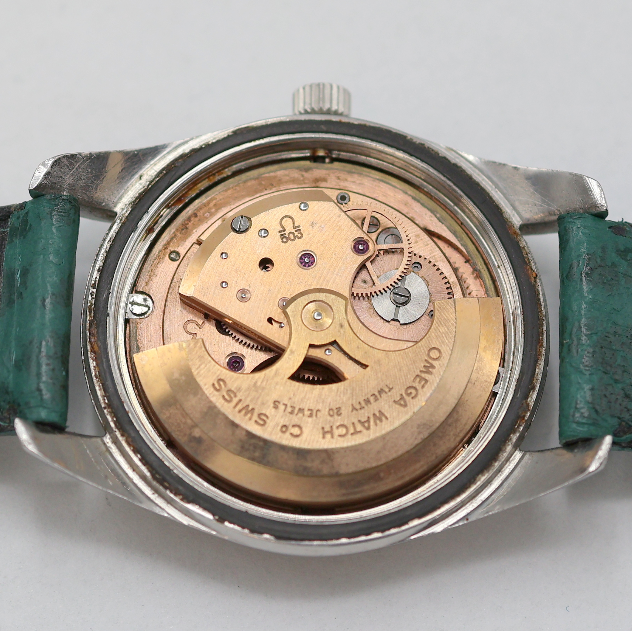 Detail g: OMEGA Seamaster Armbanduhr in Stahl Referenz 14744, Schweiz um 1961, Automatik, verschr. Boden m. Seamaster-Logo, silb. Zifferbl. fl./pat., aufges. ...