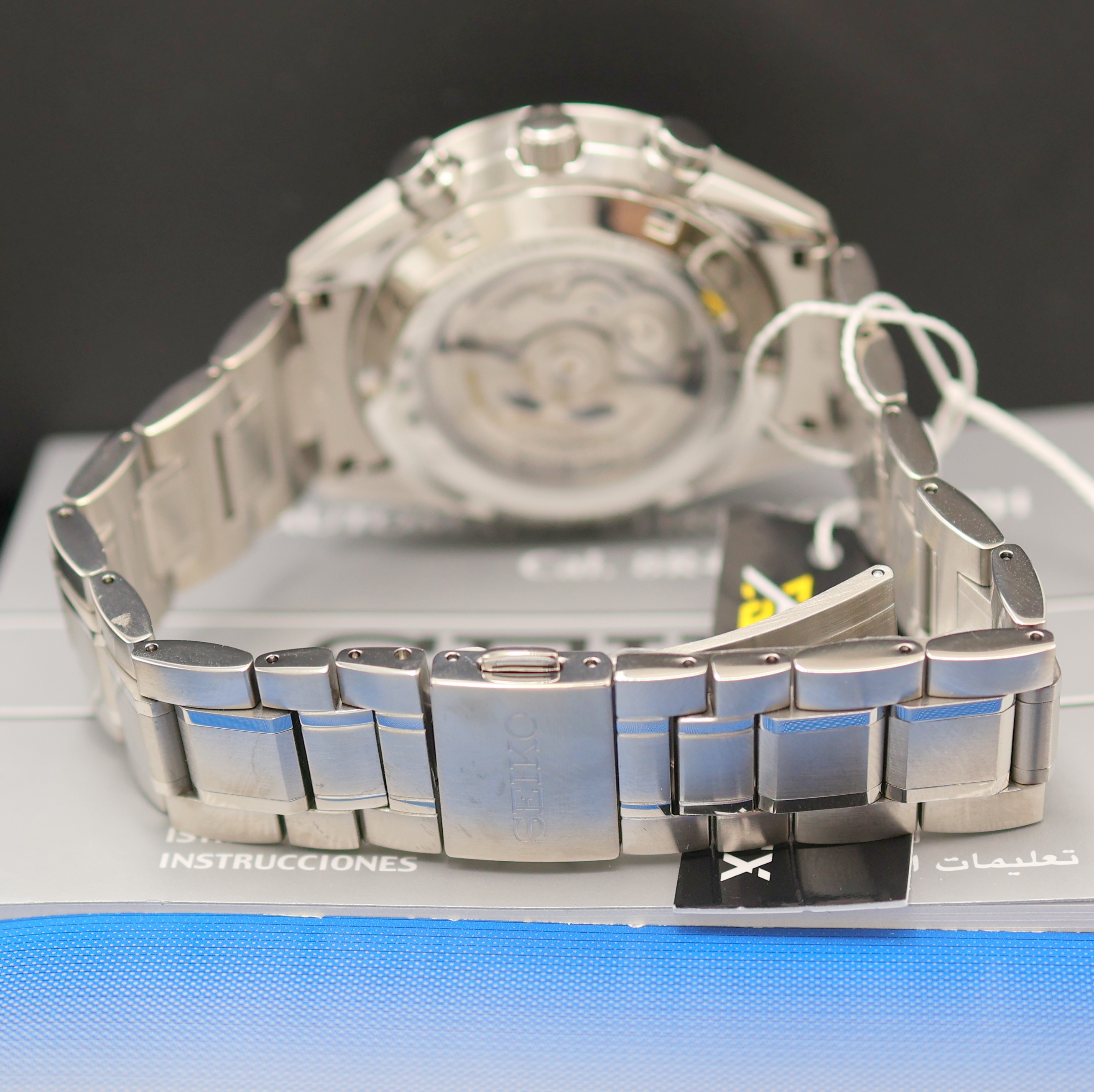 Detail c: SEIKO Prospex nahezu neuwertiger, auf 1000 Stück limitierter Armbandchronograph in Stahl Referenz SRQ029J1, Japan um 2019, Automatik, beids. vergl. ...