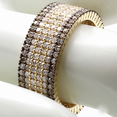 26979186b - Ring mit Brillanten und Diamanten, GG 585/ 000, 204 Brill. zus. ca. 1.35 ct feines ...