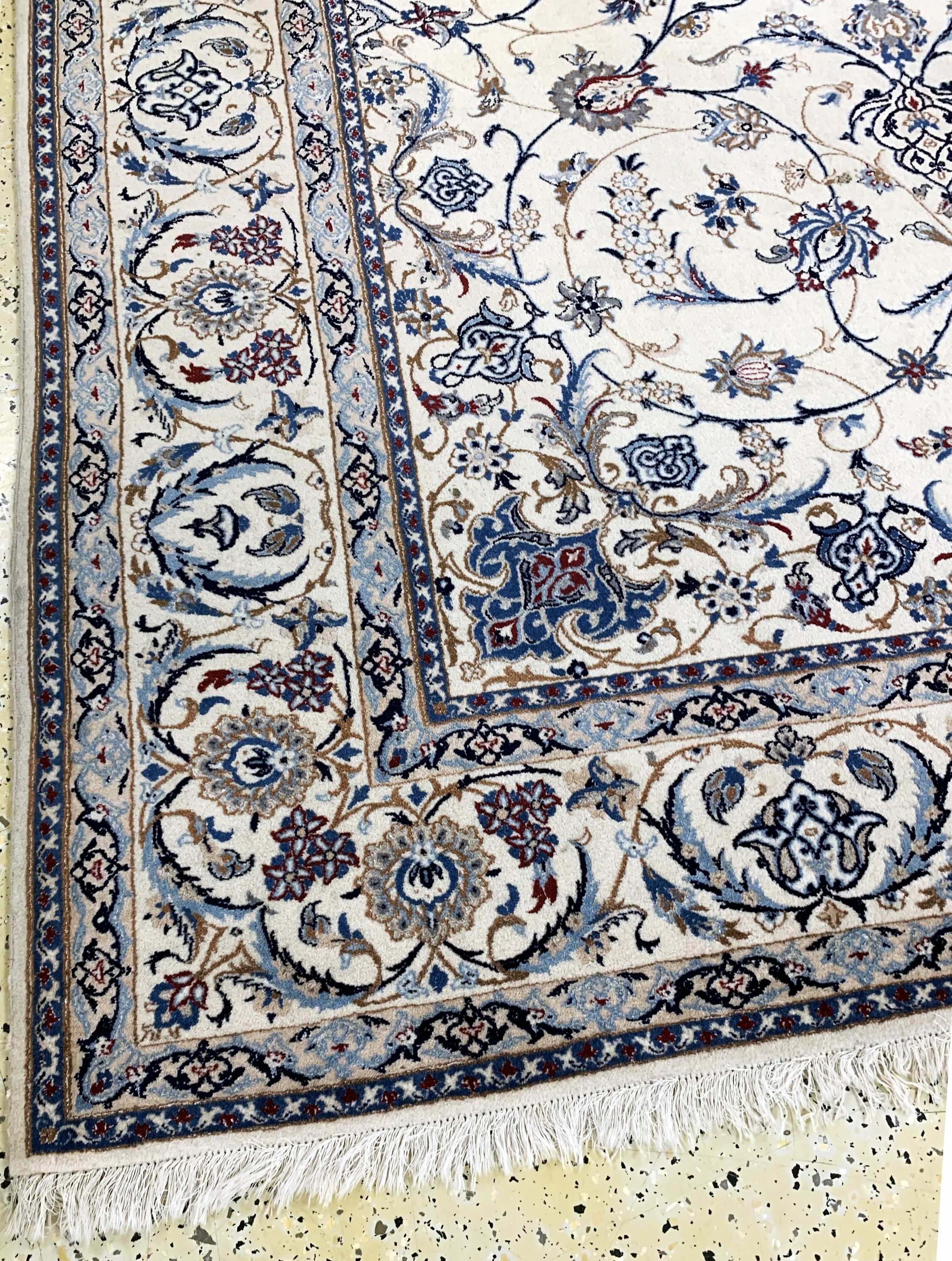 Detail f: Nain fein "6la", Persien, Mitte 20.Jhd., Korkwolle mit Seide, ca. 250 x 170 cm, EHZ: 2,reinigungsbedürftig