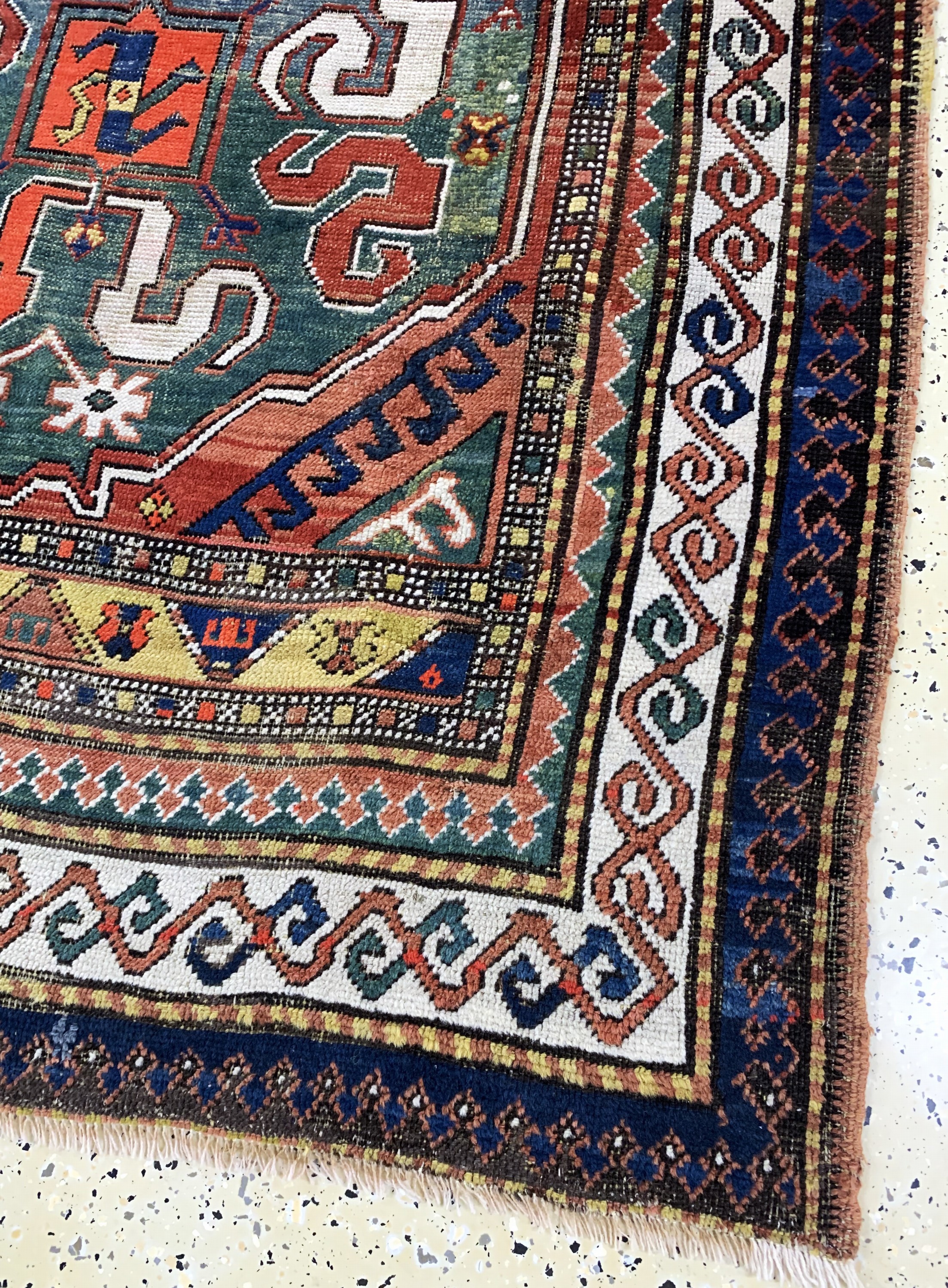 Detail a: "Wolkenband"kazak antik, Kaukasus, 19.Jhd, Wolle auf Wolle, ca. 253 x 134 cm, EHZ: 3