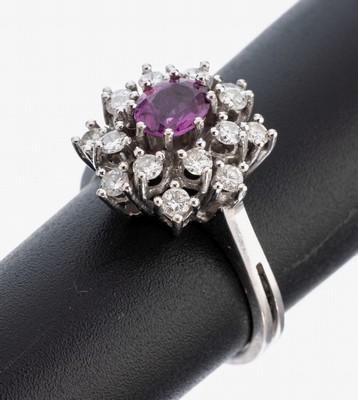 Image 26979926 - 14 kt Gold Saphir-Brillant-Ring, WG 585/000Aufbau in mehreren Ebenen, mittig ...