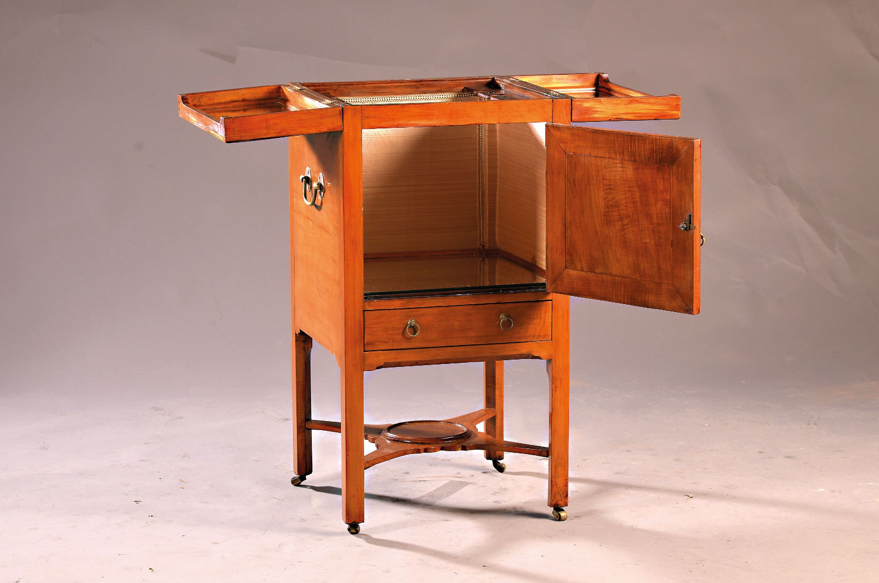 Image 26980092 - Kleiner Barschrank, 2.H. 19.Jh., Kirschbaum massiv, eintüriger Korpus mit Schublade, ...