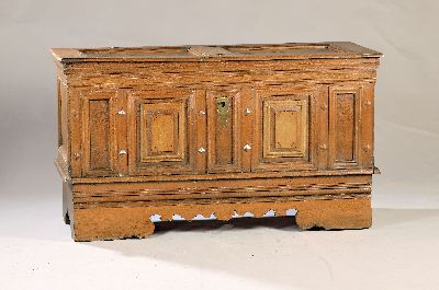 Image 26980084 - Schwälmer Barock-Truhe, Hessen Schwalm, 18.Jh. , Eiche massiv, mit Kassetten, Deckel ...
