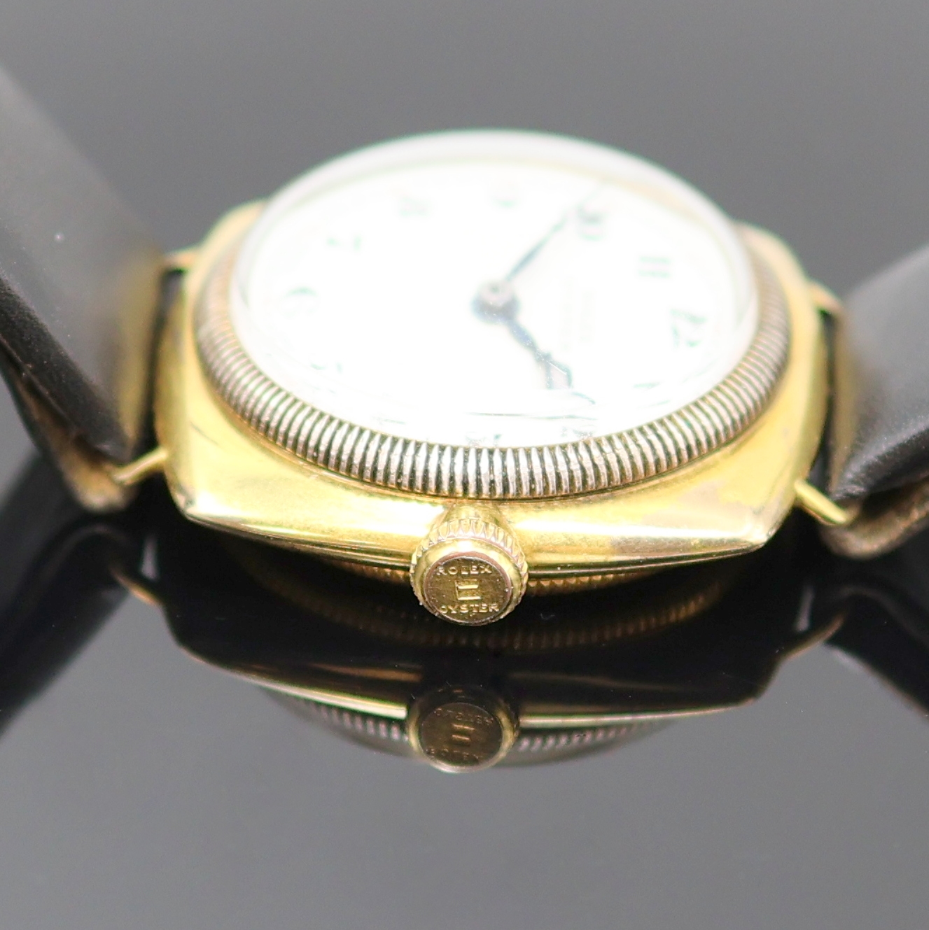 Detail d: ROLEX Oyster sogenannte "Kanalschwimmer" Armbanduhr Referenz 678 in GG 375/000, Schweiz um 1930, Handaufzug, Boden, Krone u. ...