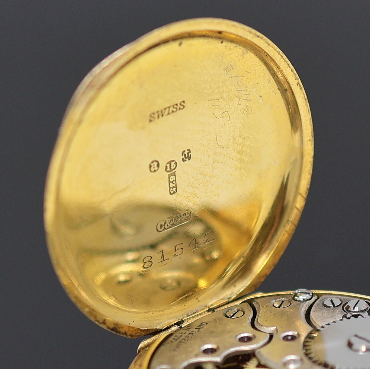 Detail f: EDWARD Glasgow frühe Damenarmbanduhr in RoseG 625/000, Schweiz f. England um 1915, Handaufzug, Scharniergeh., Lünette m. schwarz emaill. röm. ...