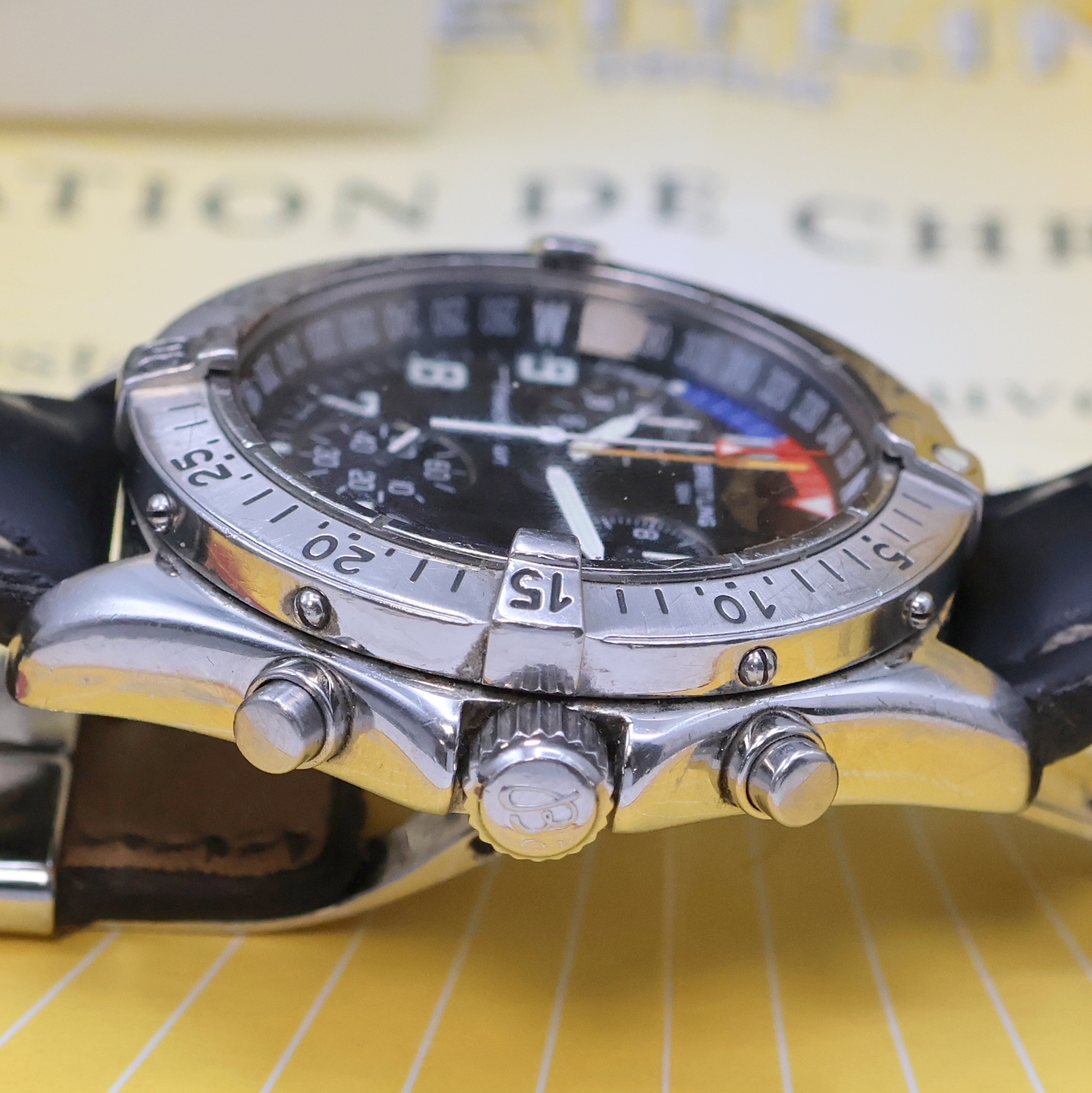 Detail c: BREITLING Transocean Armbandchronograph in Stahl Referenz A53340, Schweiz um 2000, quarz, Boden u. Krone verschr., eins. drehb. Lünette m. 60er ...