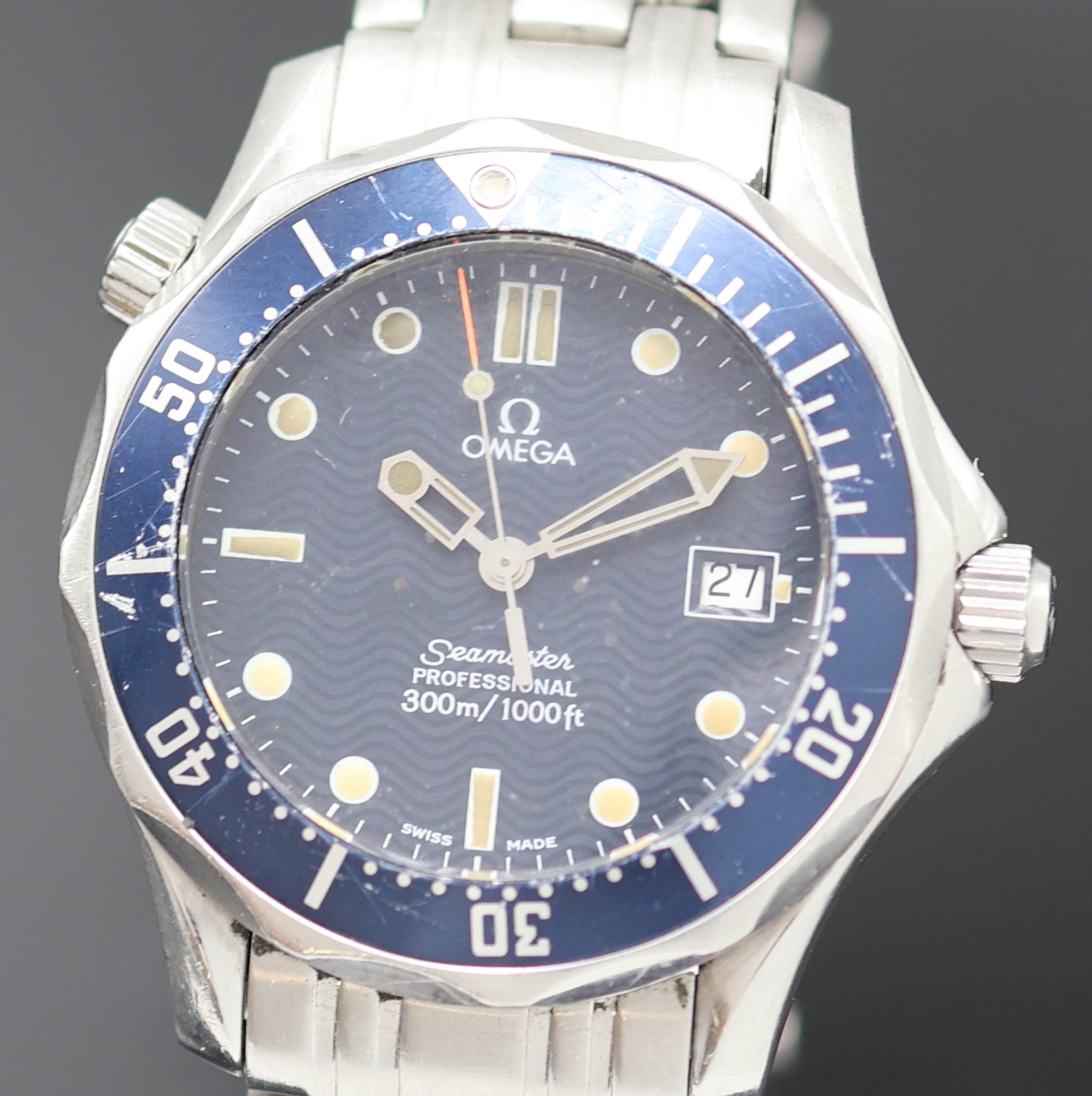 Detail a: OMEGA Seamaster Professional Armbanduhr Referenz 196.1502, Schweiz um 1995, quarz, Edelstahlgeh. inkl. orig. Gliederband m. Faltschl., Lünette m. ...