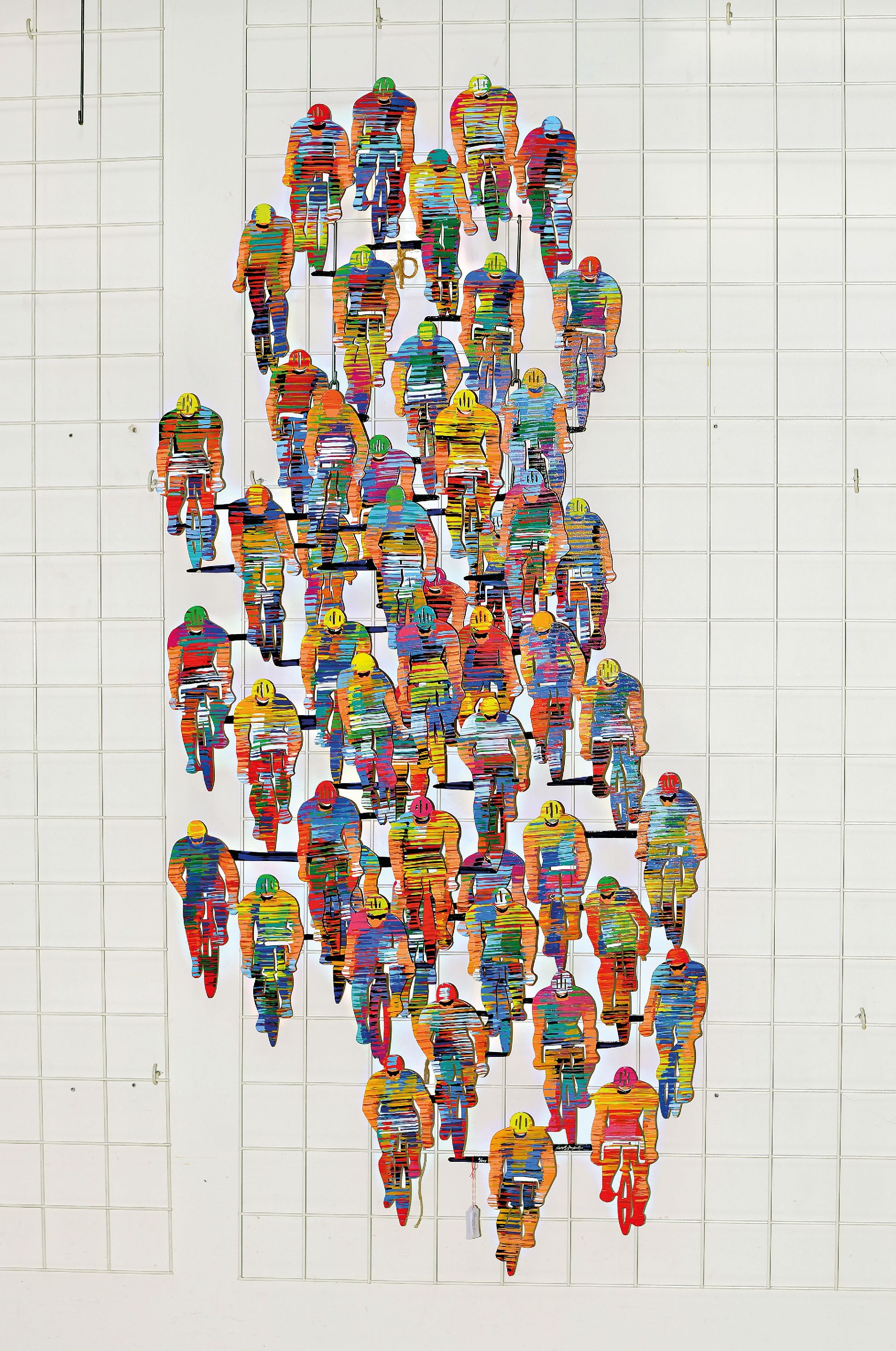 David Gerstein, geb. 1944 Jerusalem, 3D -Wandplastik, "Tour de France", Ed. 6/295, Aluminium handbemalt, 51 Radrennfahrer in ...