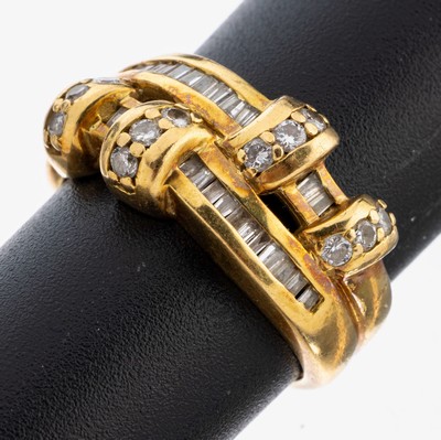 Image 26980226 - 18 kt Gold Diamant-Ring, GG 750/000 gepr., 12 Brillanten und 26 Diamantbaguettes zus. ...