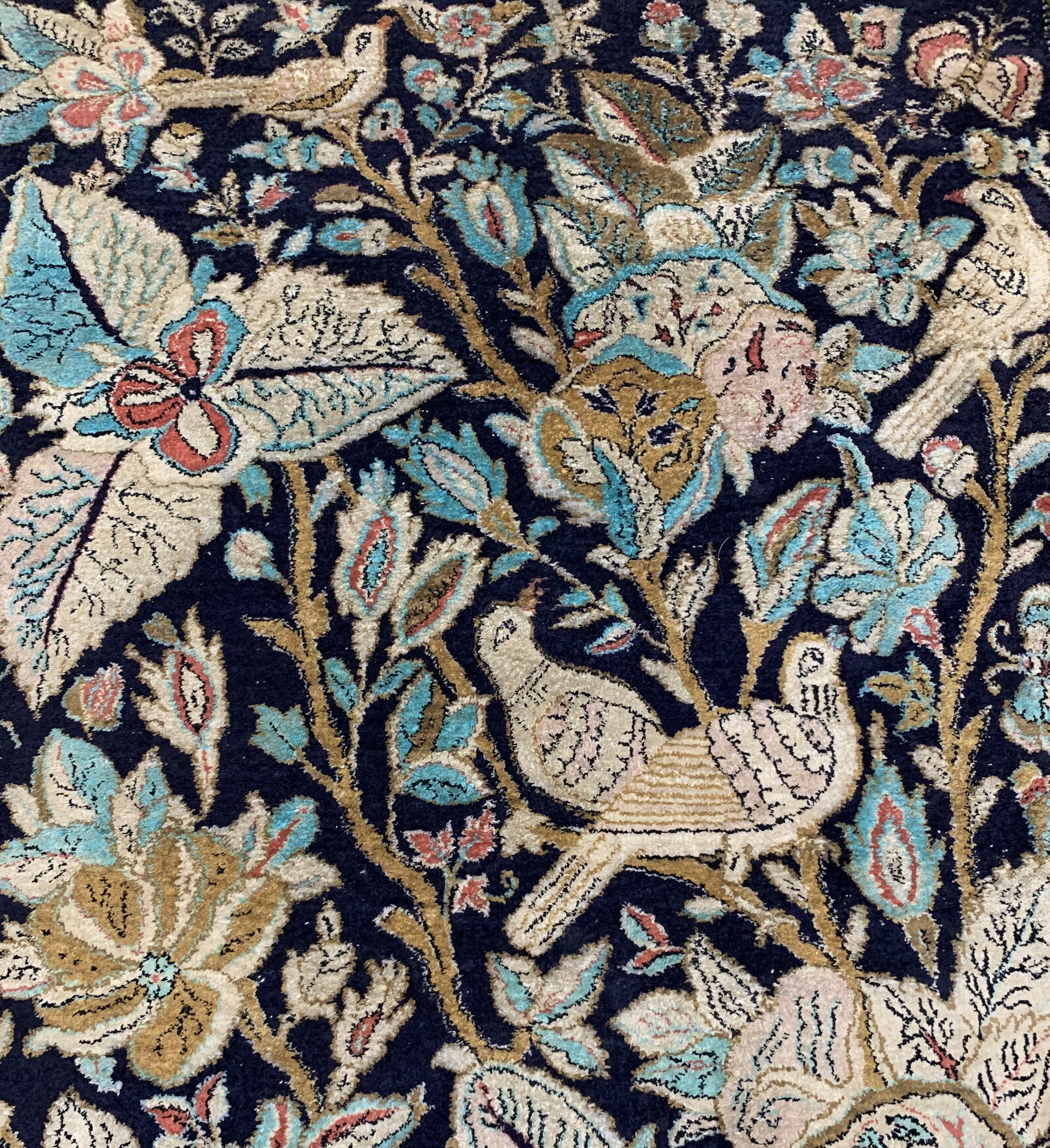 Detail e: Ghom Seide wohl"Shakeri", Persien, Anfang 20.Jhd, reine Naturseide, ca. 155 x 105 cm, EHZ: 2(Fransen erneuert).