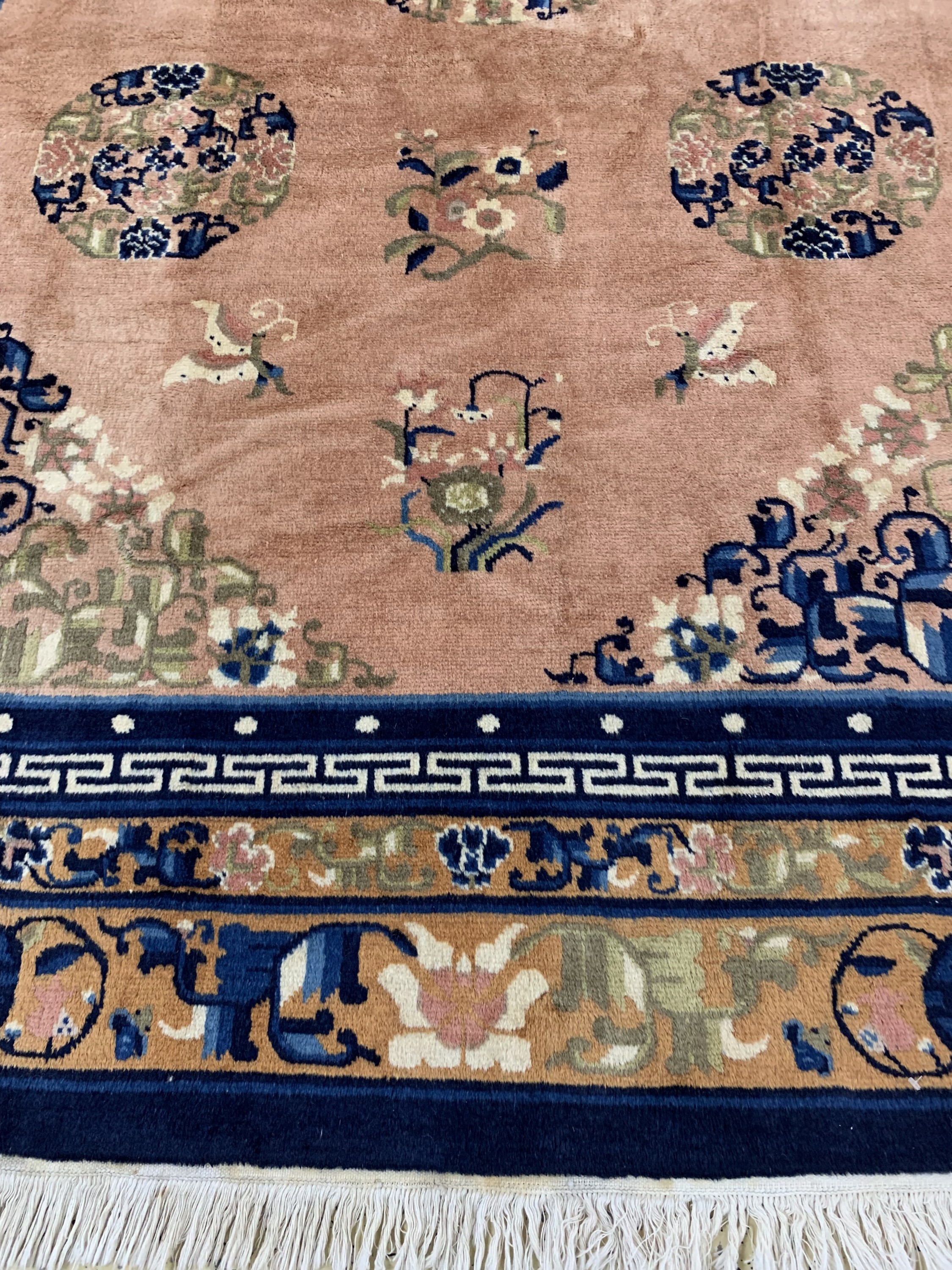 Detail c: Antik-Finish, China, Mitte 20.Jhd, Wolle auf Baumwolle, ca. 275 x 185 cm, gereinigt, EHZ: 1-2