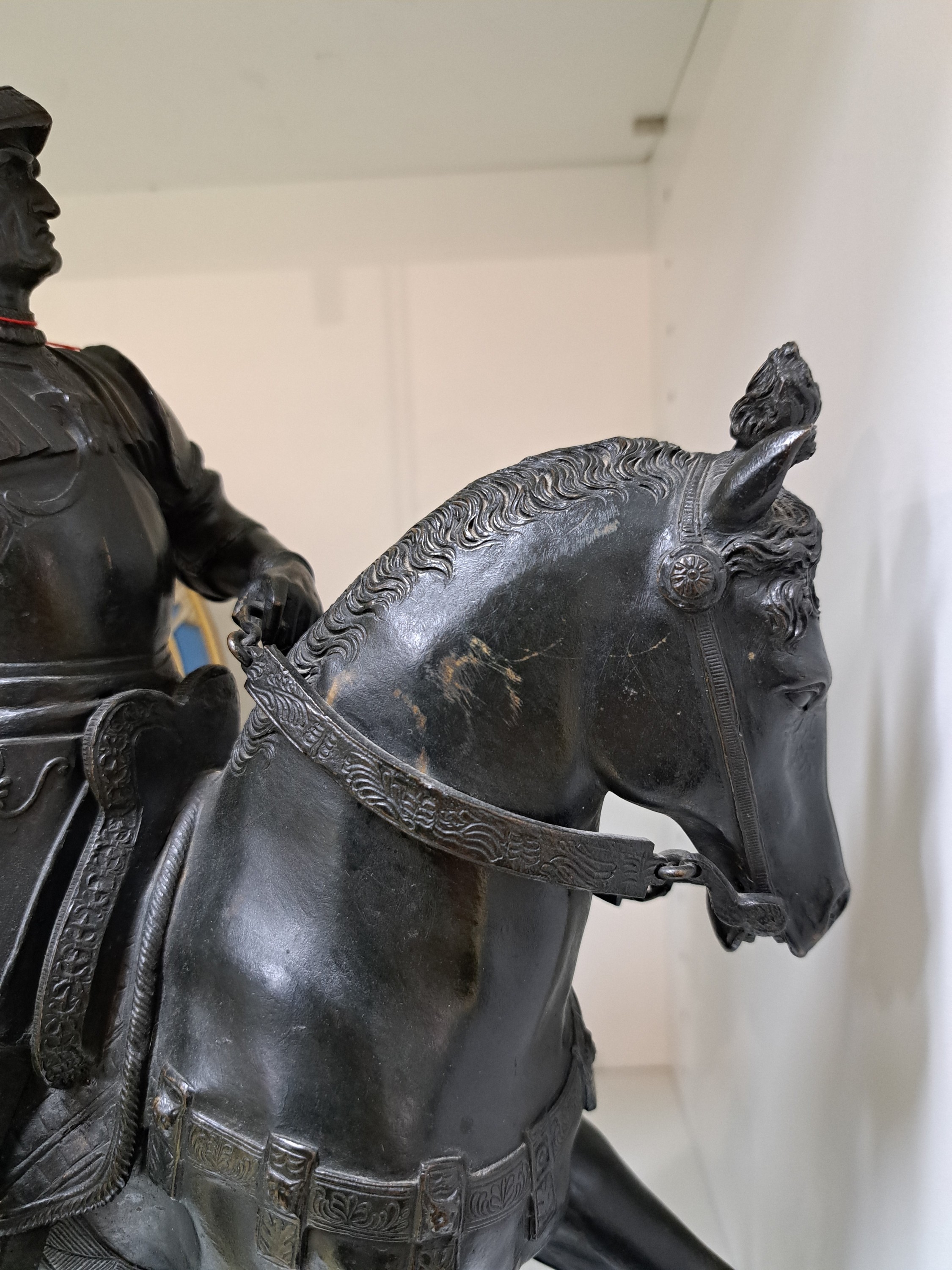 Detail i: Bronzeskulptur, Reiterstandbild des Condottiere Bartolomeo Colleoni, Italien, um 1900, Nach dem Original von Andrea del Verrocchio (1435-1488), ...