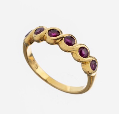Image 26980329 - 18 kt Gold Rubin-Ring, GG 750/000, 6 rundfacett. Rubine zus. ca. 0.30 ct, RW 53, ca. ...