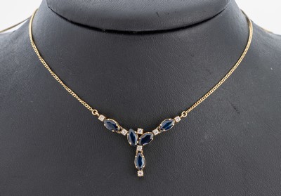 Image 26980346 - 14 kt Gold Saphir-Brillant-Collier, GG 585/000, Mittelteil mit 5 Saphir-Navettes ...