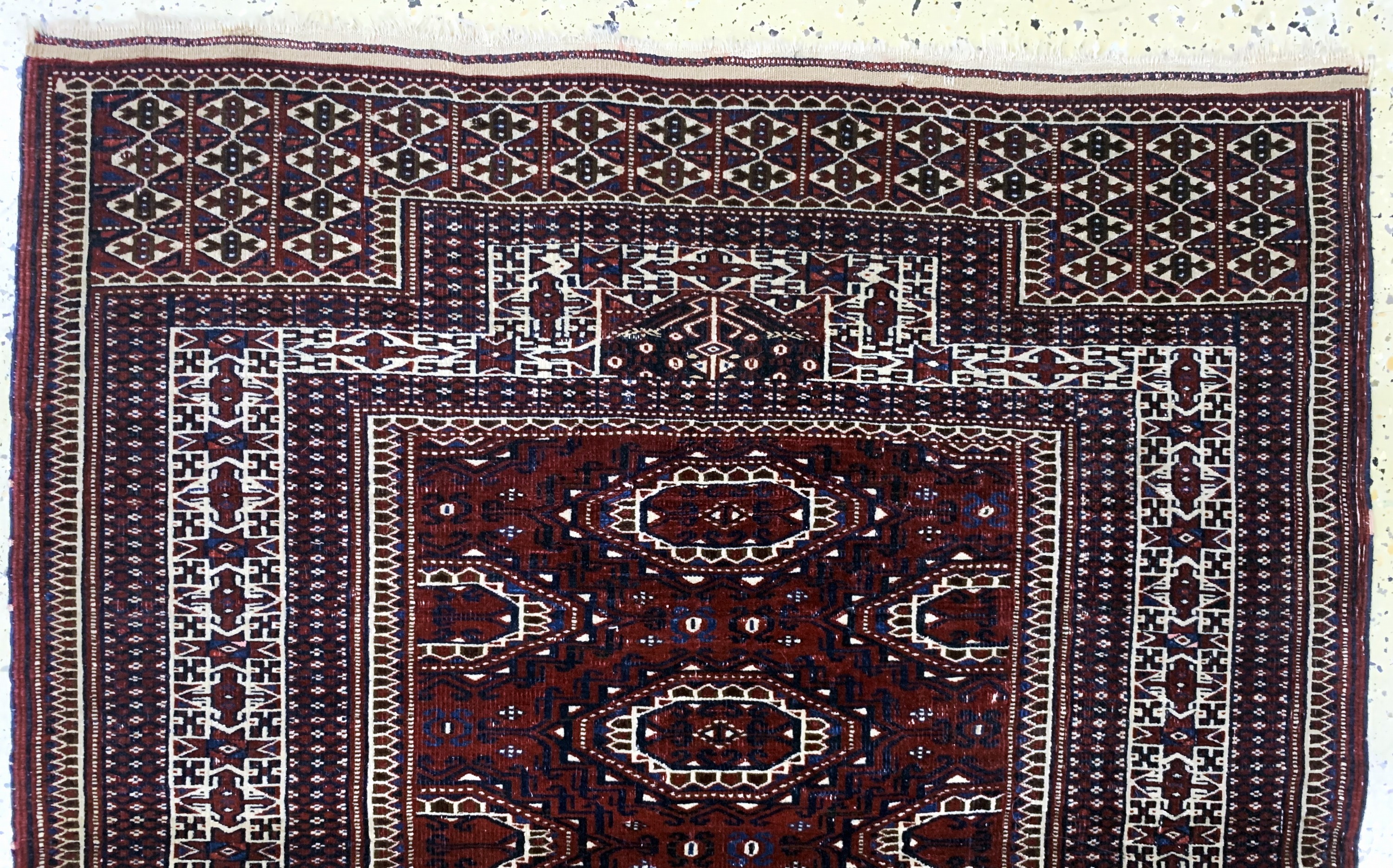 Detail a: Yomud"Gebetsteppich"antik, Turkmenistan, 19.Jhd, Wolle auf Wolle, ca. 120 x 105 cm, EHZ: 2