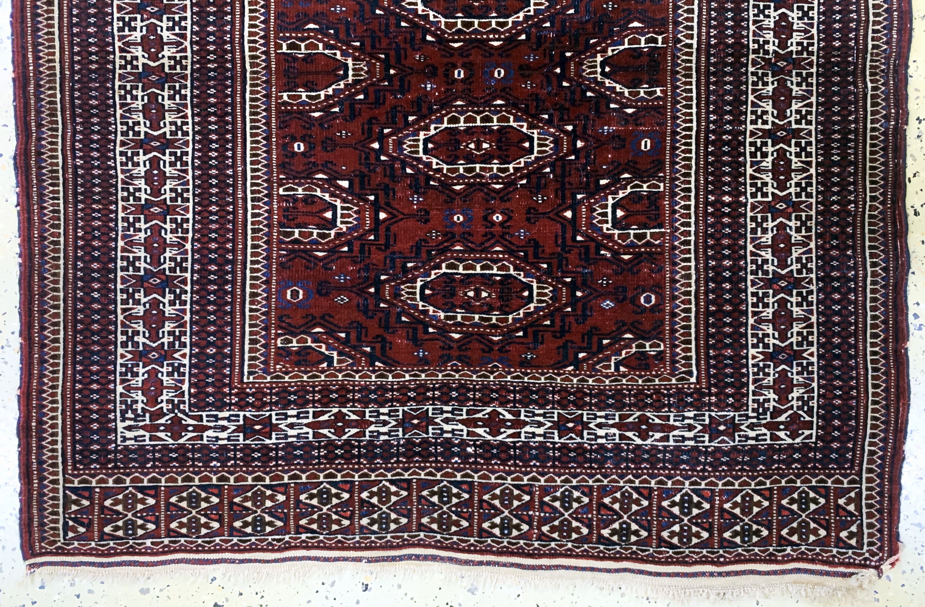 Detail c: Yomud"Gebetsteppich"antik, Turkmenistan, 19.Jhd, Wolle auf Wolle, ca. 120 x 105 cm, EHZ: 2