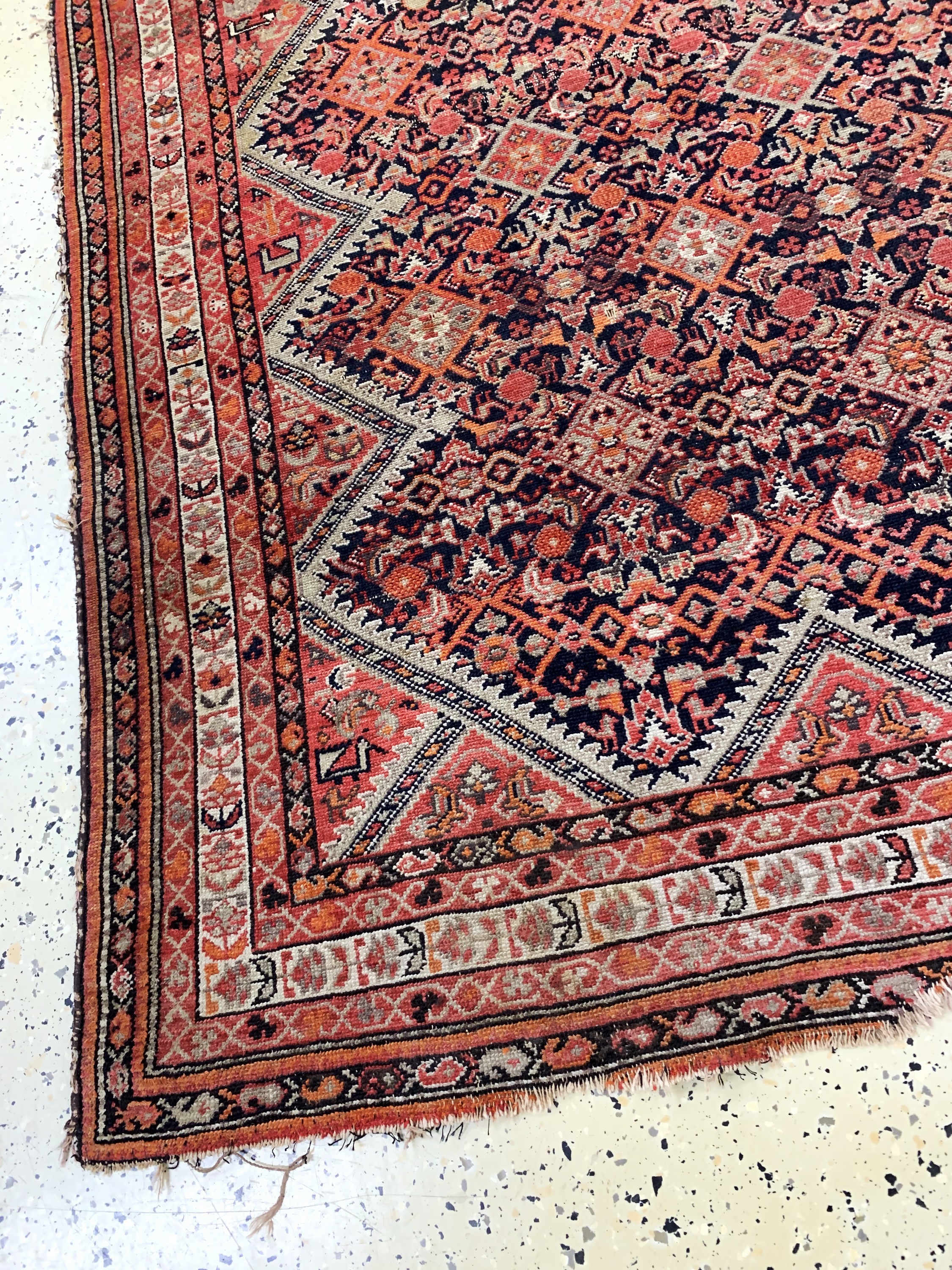 Detail b: Malayer antik, Persien, 19.Jhd, Wolle auf Baumwolle, ca. 190 x 140 cm, EHZ: 4