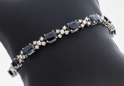 Image 26980599 - 14 kt Gold Saphir-Brillant-Armband, WG 585/000, 13 ovalfacett. Saphire zus. ca. 13.50 ...