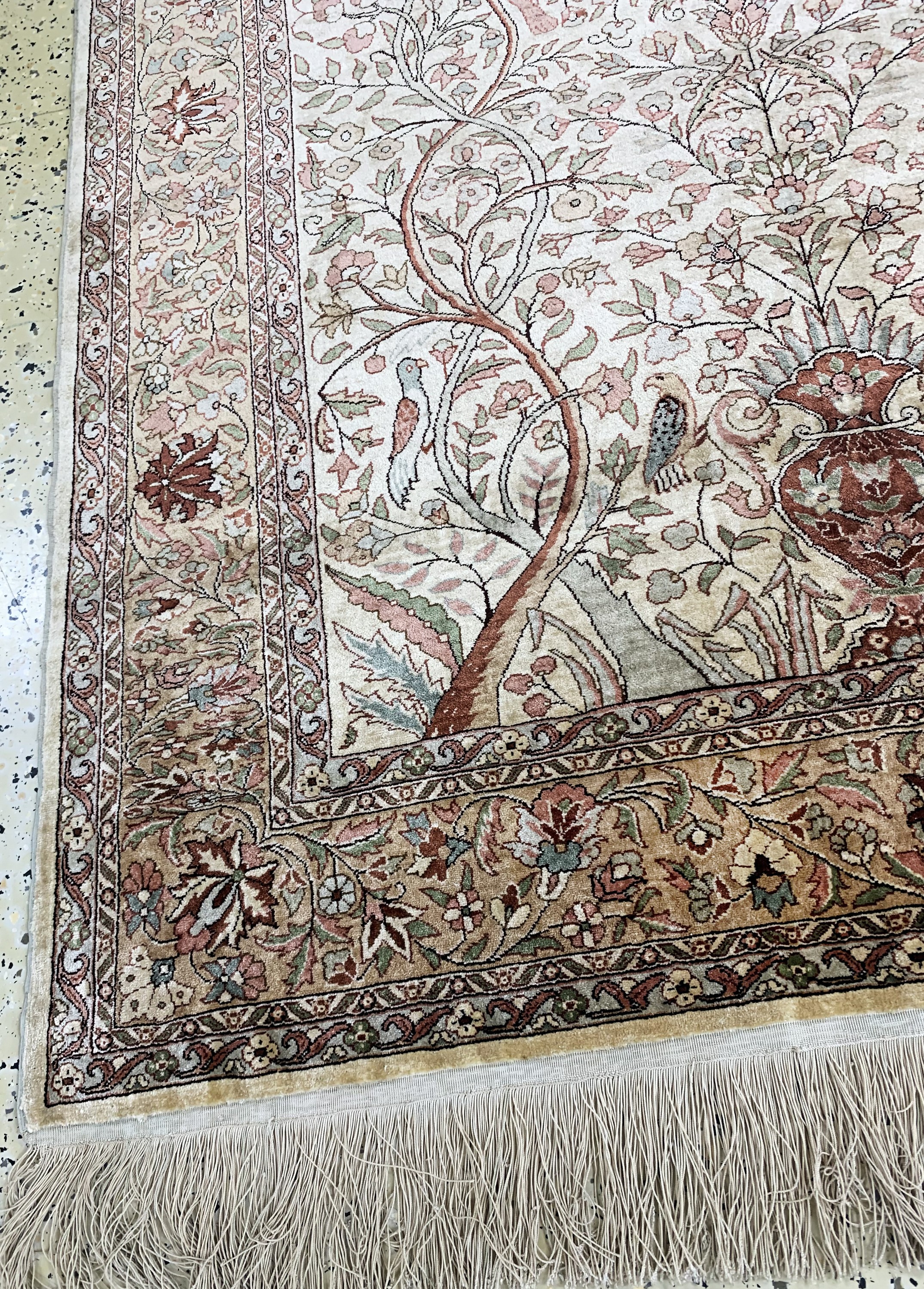 Detail d: Seiden Kayseri, Türkei, Mitte 20.Jhd, reineNaturseide, ca. 185 x 124 cm, EHZ: 1-2