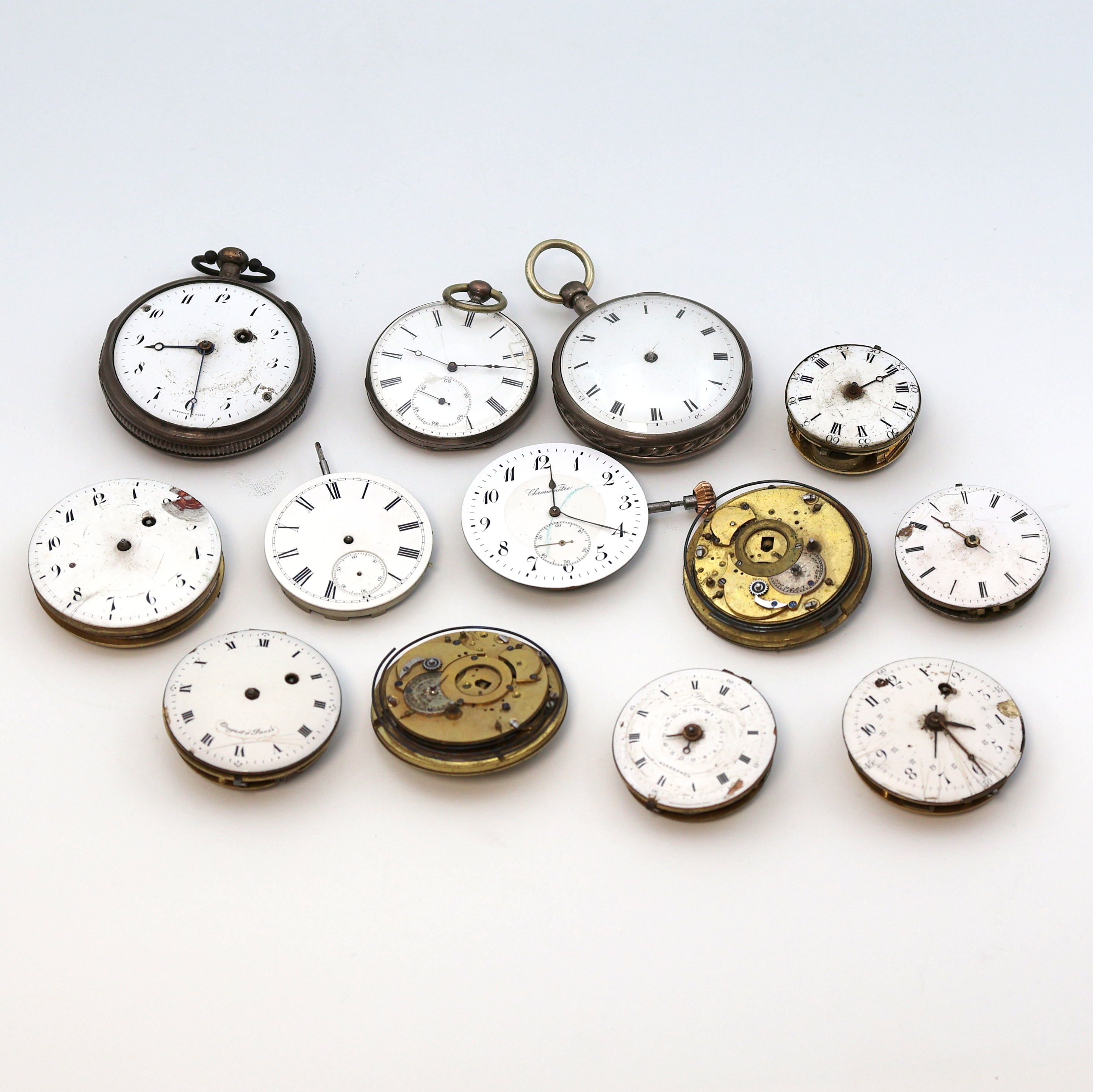 Detail d: Konvolut 3 Silber-Taschenuhren und 10 Taschenuhrwerke u.a. mit Repetition, um 1800 - 1910, Kronen-/Schlüsselaufzug, alle Werke def., f. ...