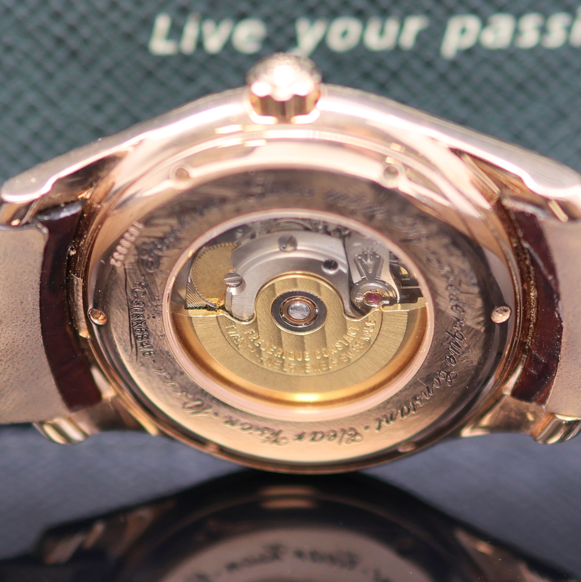 Detail d: FREDERIQUE CONSTANT Clear Vision vergoldete Herrenarmbanduhr Referenz FC-303X6B4/6, Schweiz um 2010, Automatik, beids. vergl., Boden 6-fach verschr., ...
