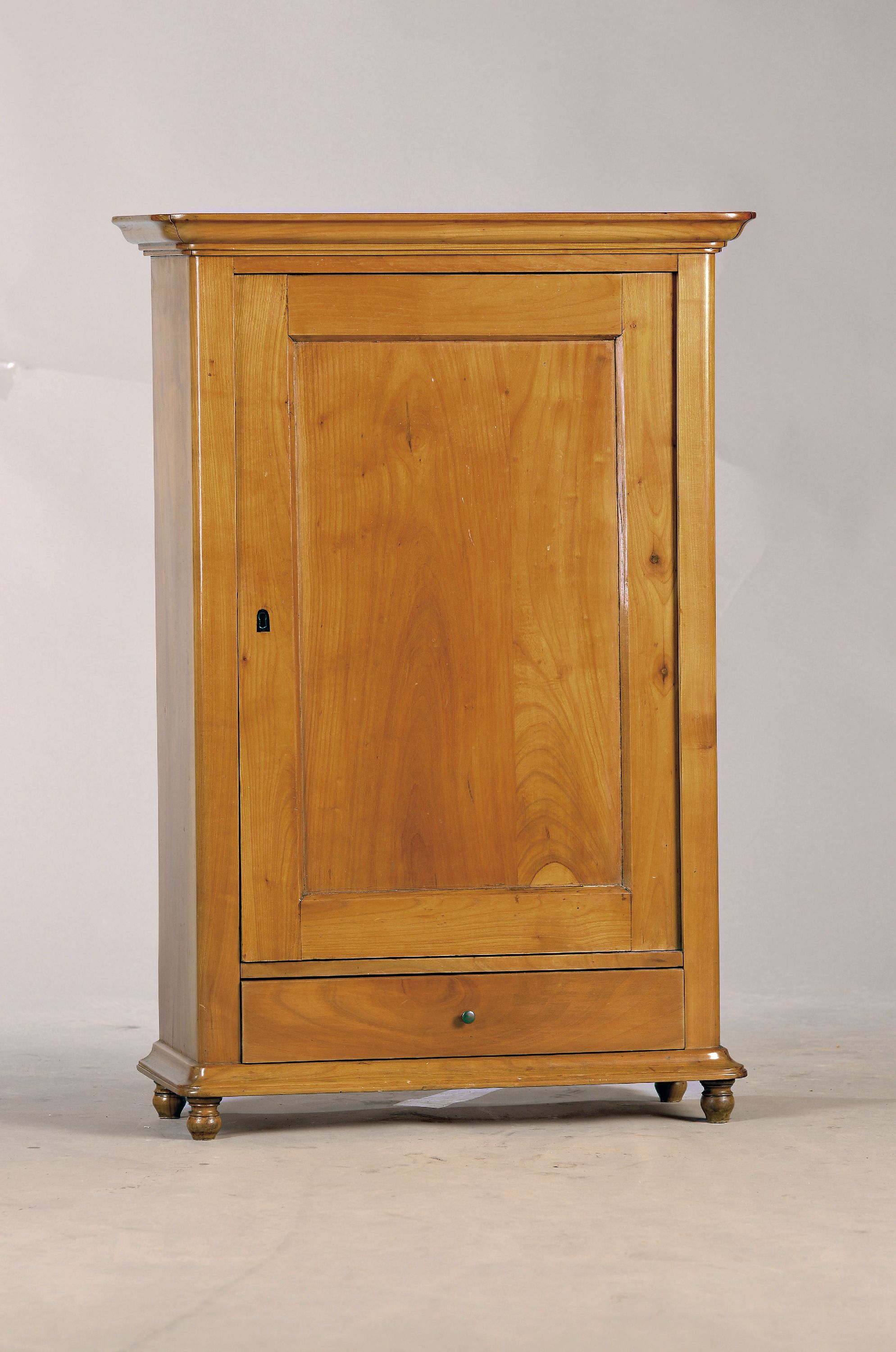 Image 26981079 - Kleines Schränkchen, Biedermeier, um 1830, Kirschbaum massiv, eintüriger Korpus mit ...