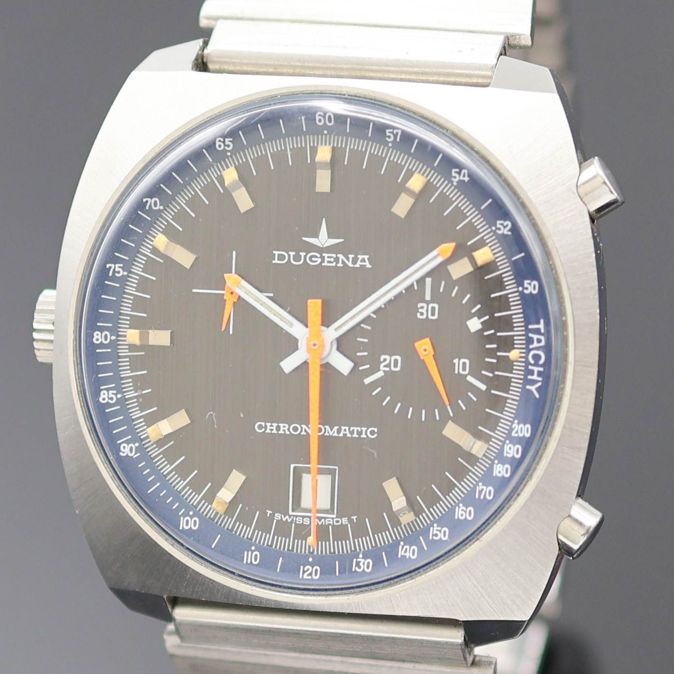 Detail a: DUGENA Chronomatic Herrenchronograph in Stahl Kaliber 15, Schweiz um 1975, Automatik, kissenförm. Geh., verschr. Glasboden später, am passenden ...