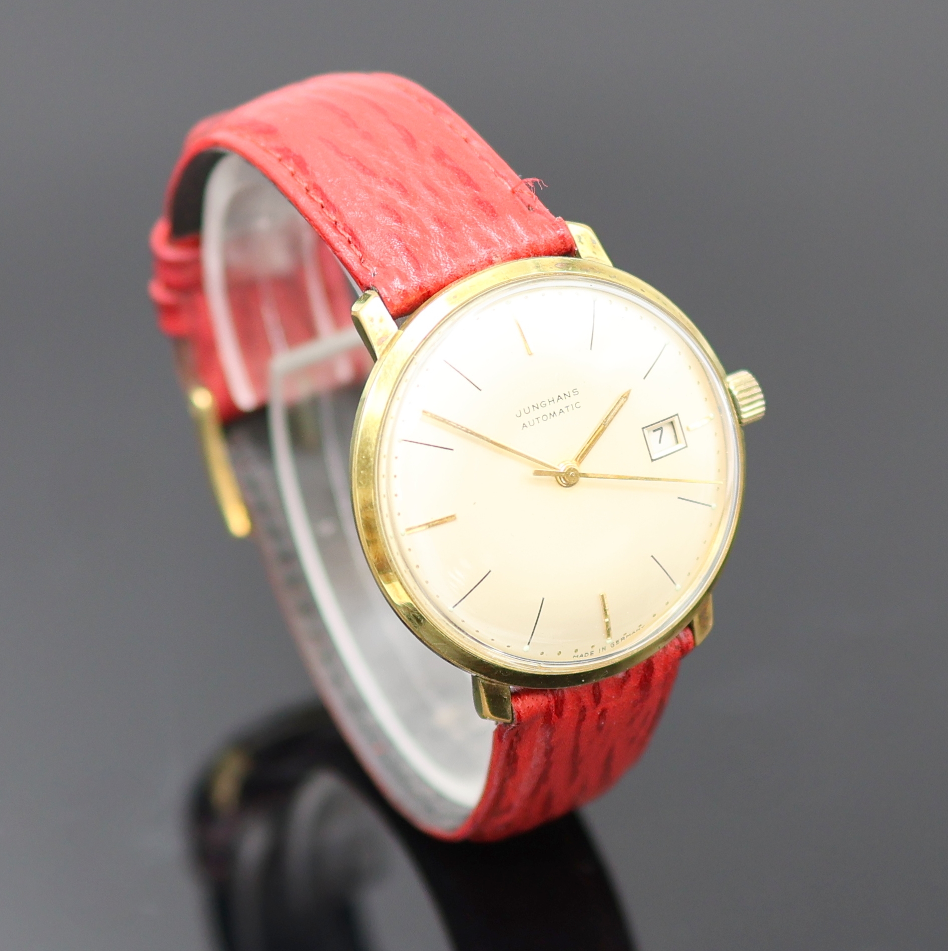 Detail b: JUNGHANS Automatic Kaliber 83E Armbanduhr im vergoldeten Gehäuse, Deutschland um 1960, 2 -tlg. Geh. m. aufgedr. Stahlboden, schlichtes, silb. ...