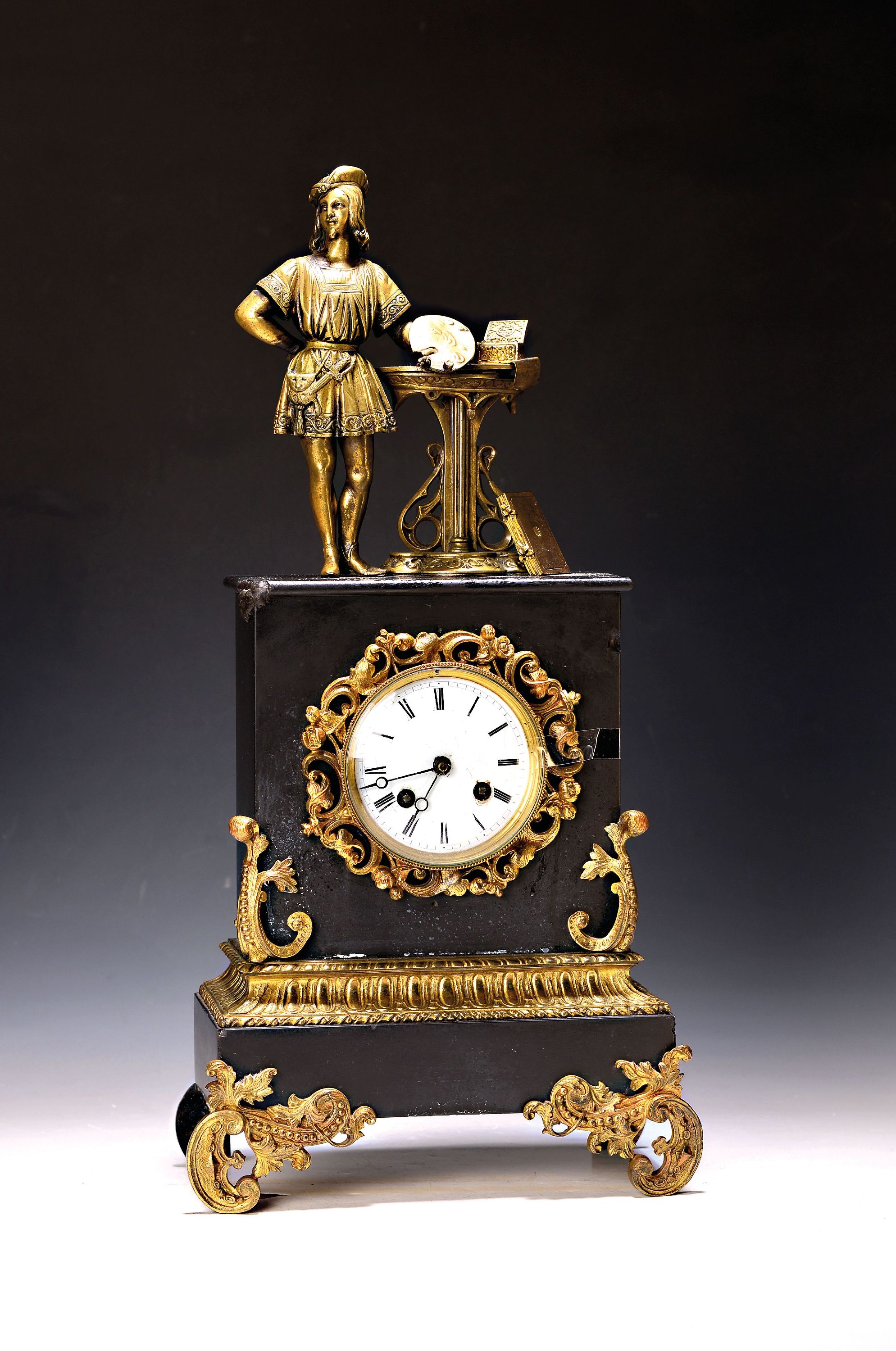 Image 26981636 - Pendule, Frankreich um 1910, Schiefergehäuse (besch.) mit Bronzeapplikationen, Maler in ...