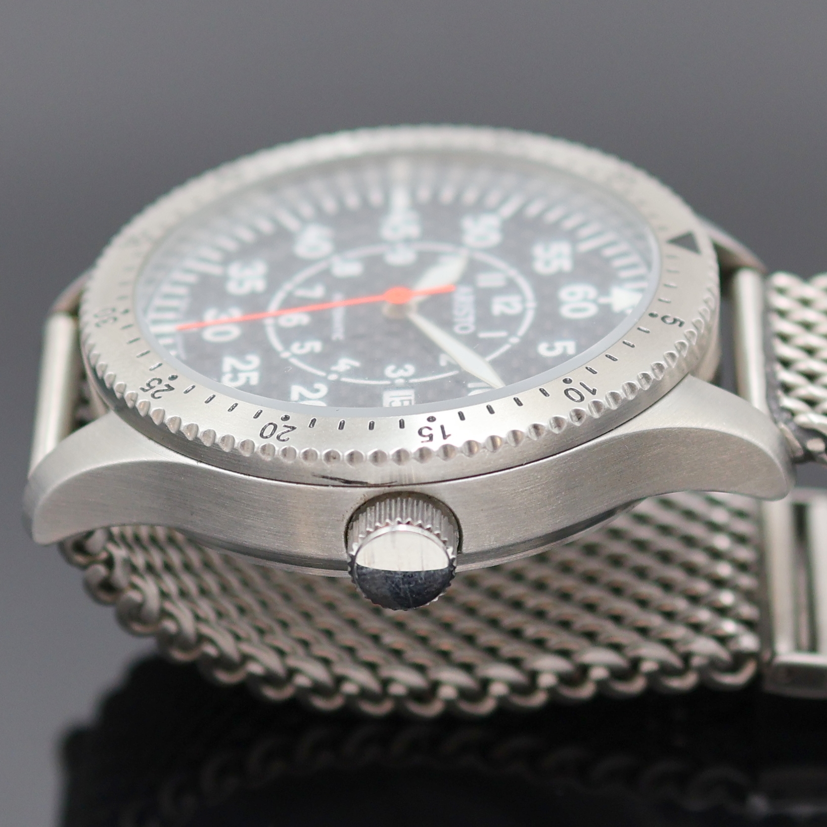 Detail c: ARISTO Herrenarmbanduhr in Stahl, Deutschland um 2015, Automatik, beids. vergl. Geh., Boden verschr., neutr. Stahlband, Lünette m. 60er Teilung ...