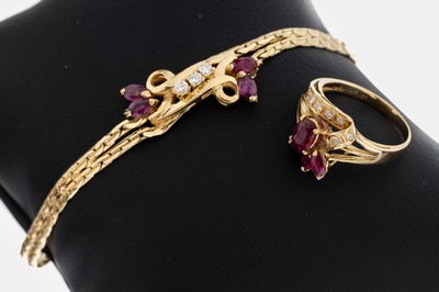Image 14 kt gold ruby diamond jewelry set , bracelet and ring, 7 ruby-marquises and 1 ...