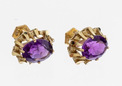Image 26982321 - Paar 14 kt Gold Amethyst Ohrstecker, GG 585/000, ovalfacett. Amethyste, hohe ...