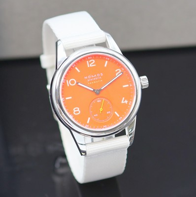 26982671b - NOMOS Armbanduhr Neomatik Club Signalrot Referenz 743, Automatik, Edelstahlgeh. inkl. ...