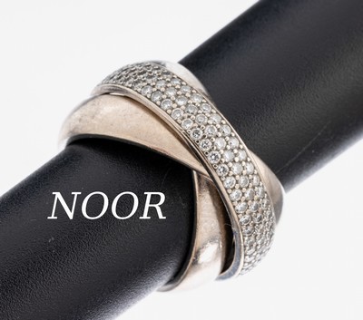 Image 26982717 - 18 kt Gold NOOR Brillant-Ring, WG 750/000, 3 ineinander verschlungene Ringe, 1 Ring mit ...