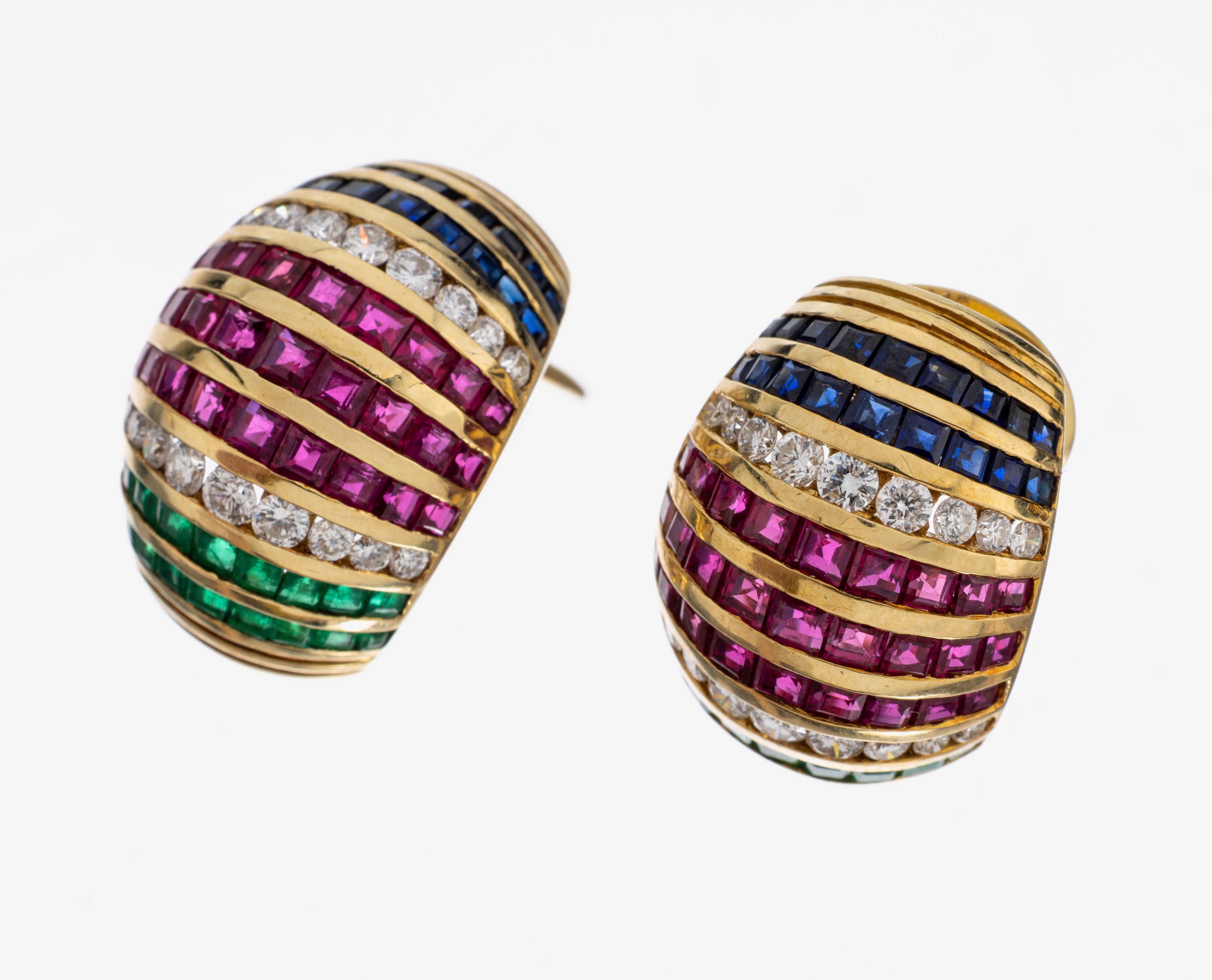 Image 26982864 - Paar 18 kt Gold Brillant-Smaragd-Rubin- Saphir-Ohrstecker, GG 750/000, 36 Brillanten ...