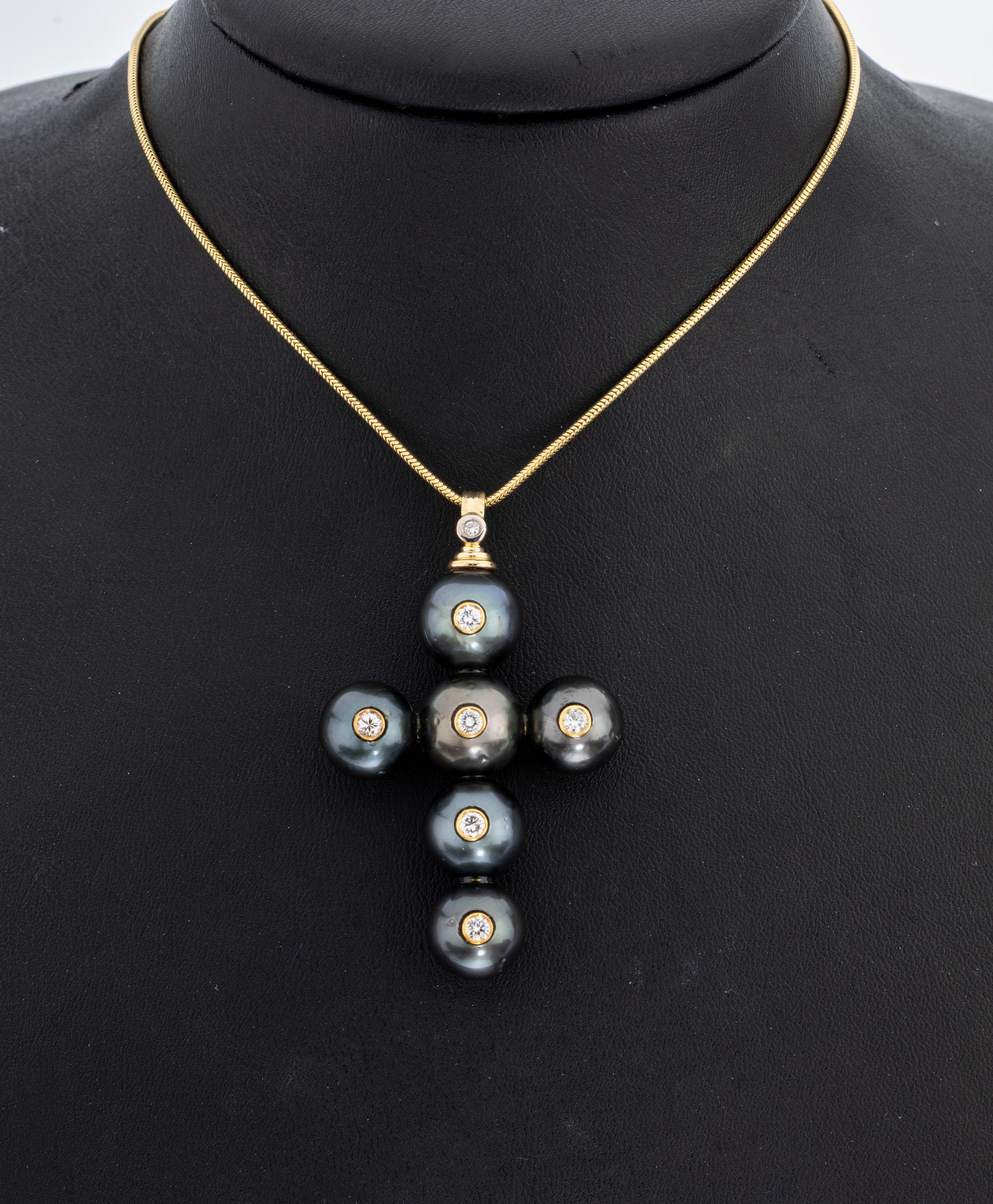Image 26982912 - 14 kt Gold Perl-Brillant-Kreuzanhänger, GG 585/000, 6 Tahitizuchtperlen, D. ca. ...