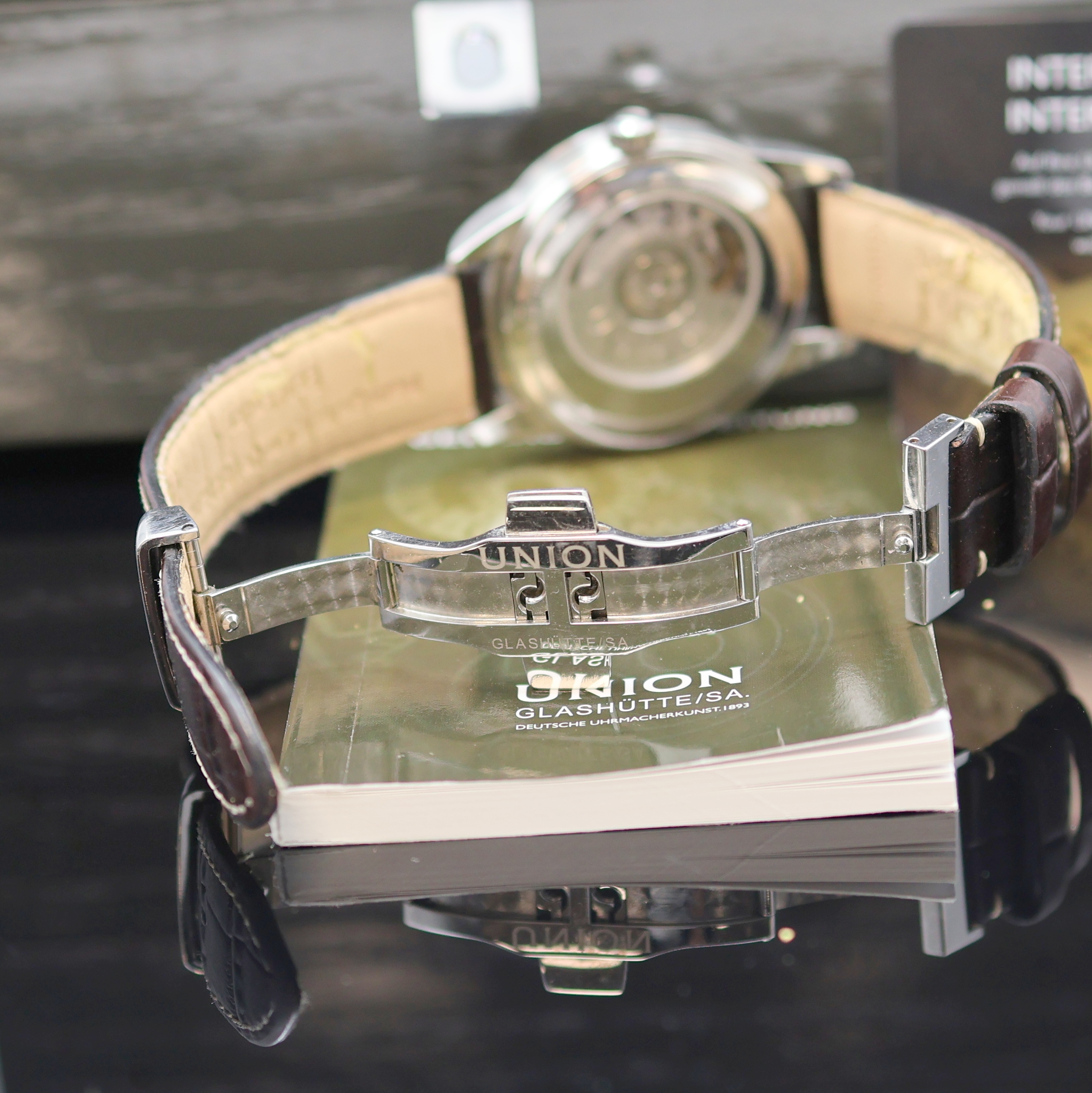 Detail d: UNION GLASHÜTTE 1893 Herrenarmbanduhr Referenz D007.444.16.083.00, Schweiz lt. beil. Pap. verk. 09/2015, Automatik, 3-teil. Edelstahlgeh. beids. ...