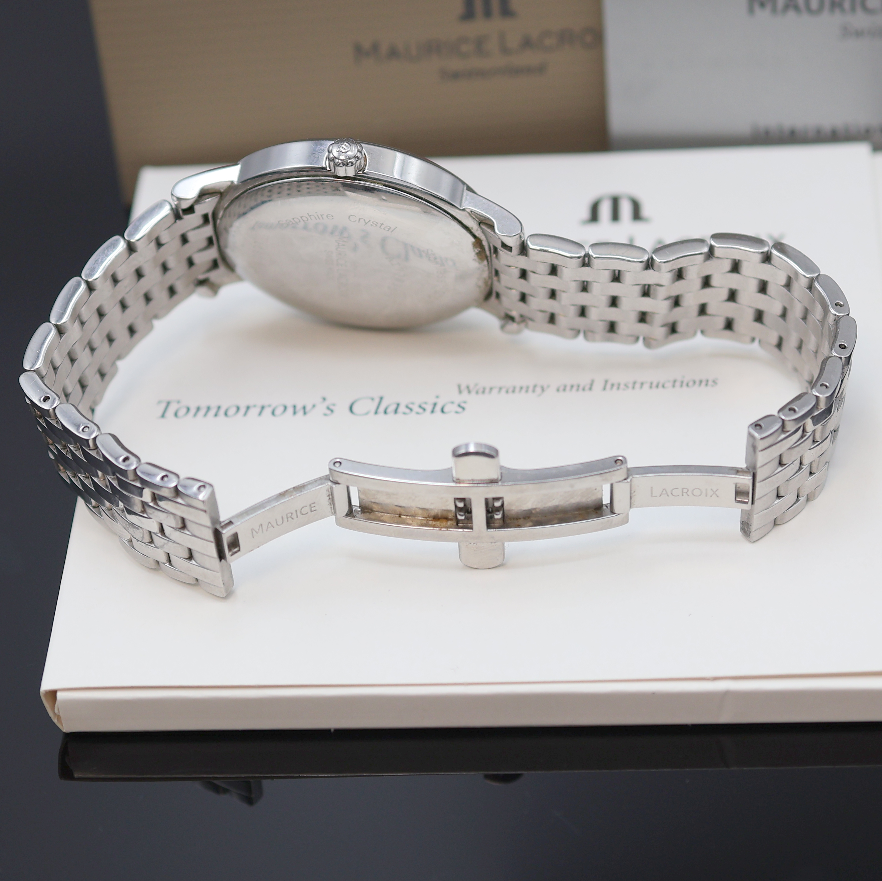 Detail d: MAURICE LACROIX Les Classiques Herrenarmbanduhr Referenz LC6018, Schweiz um 2010, Automatik, Edelstahlgeh., Boden aufgedr., orig. Gliederband m. ...