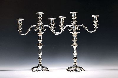 Image 26983012 - Paar Prunkleuchter, Sheffield, Henry Wilkinson & Co., 1845, Sterlingsilber, z.T. ...