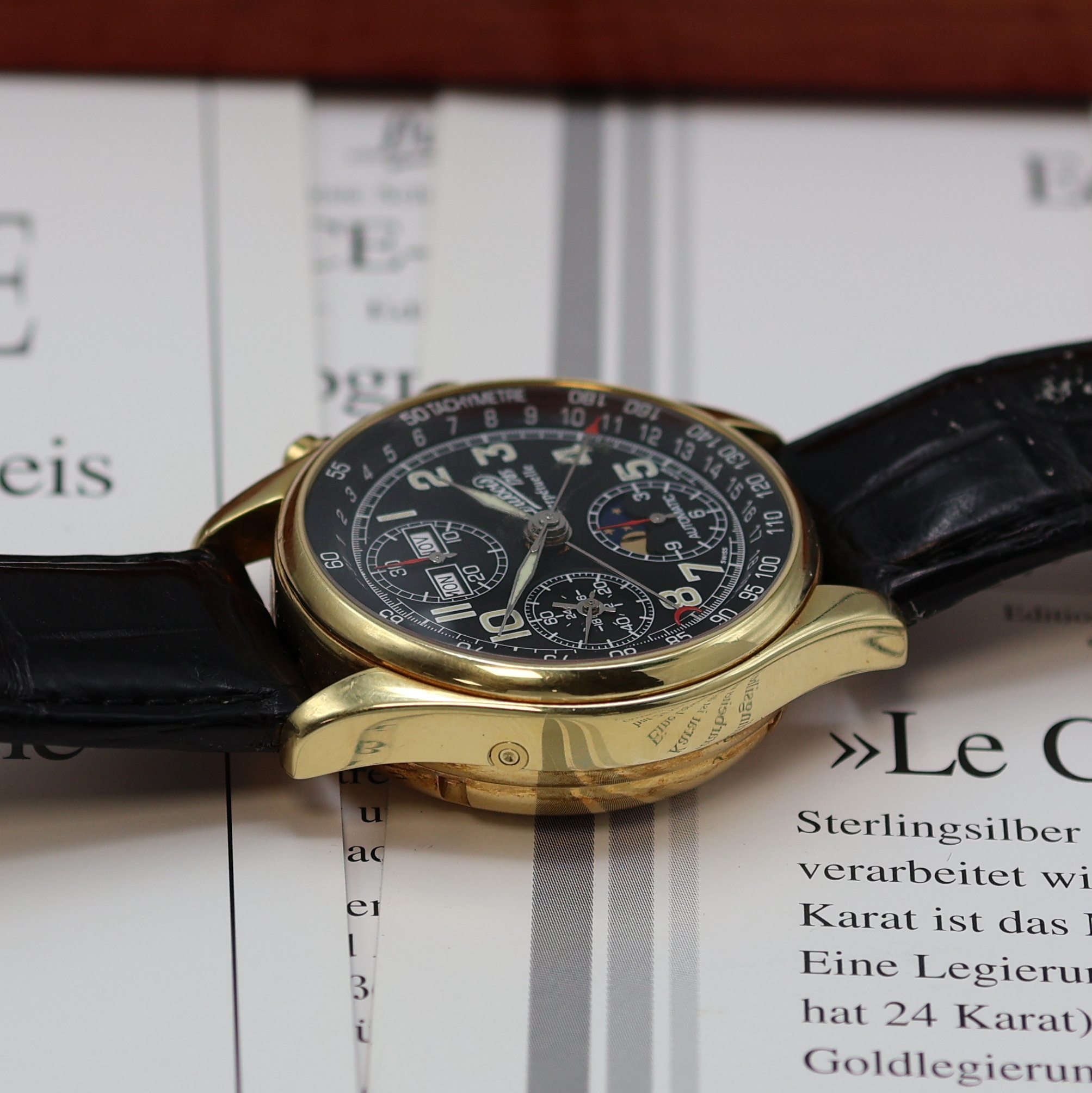 Detail d: PHILIPPE Du Bois seltene, auf 1999 Stück limitierte Armbanduhr Le Chronographe Perpétuelle in GG 750/000, Automatik, massives Goldgeh., mit eingel. ...