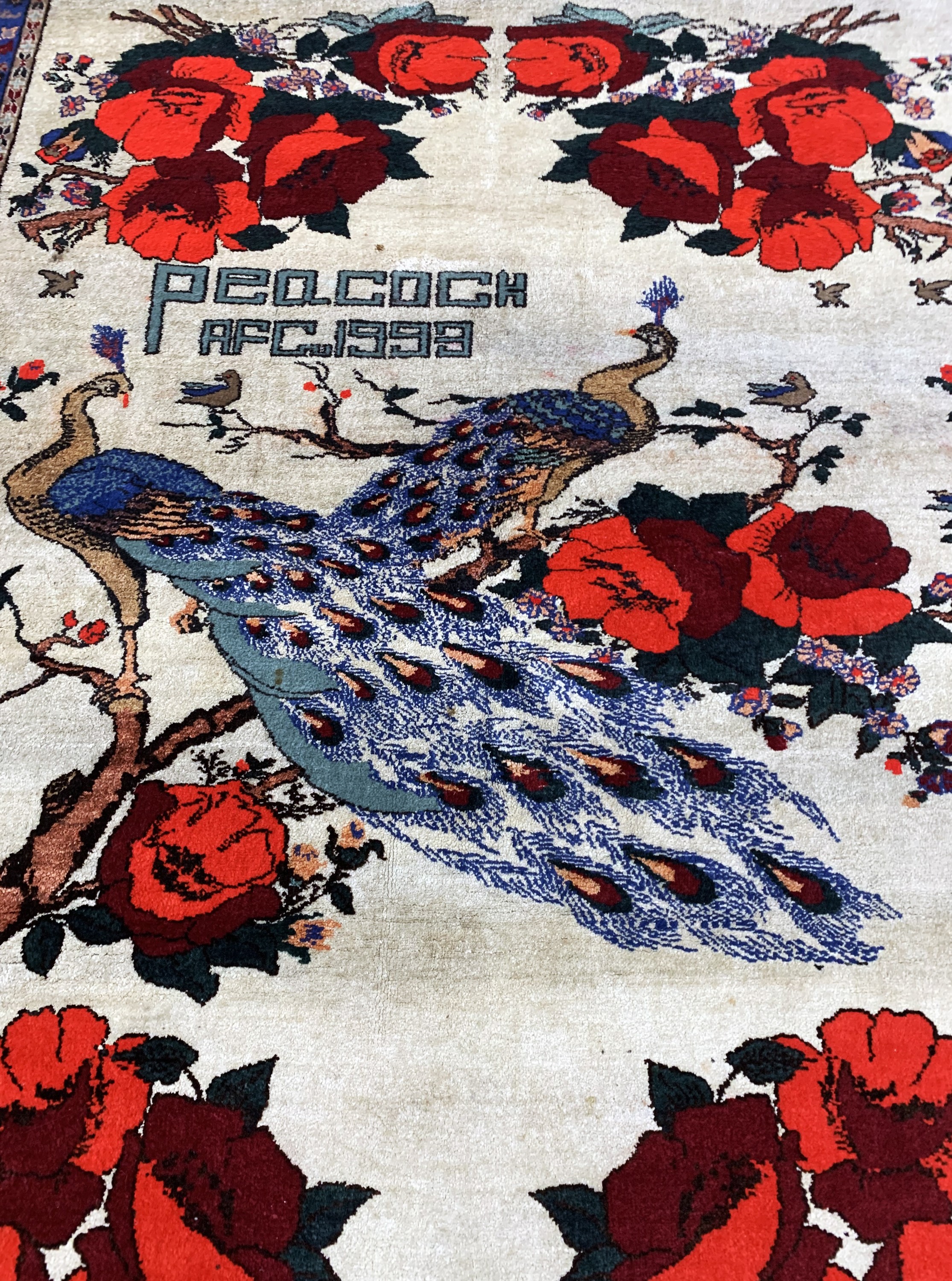 Detail c: Mauri fein"Seidengrund", Afghanistan, Mitte20.Jhd, Seide mit Wolle auf Seide, ca. 176 x 116 cm, EHZ: 2