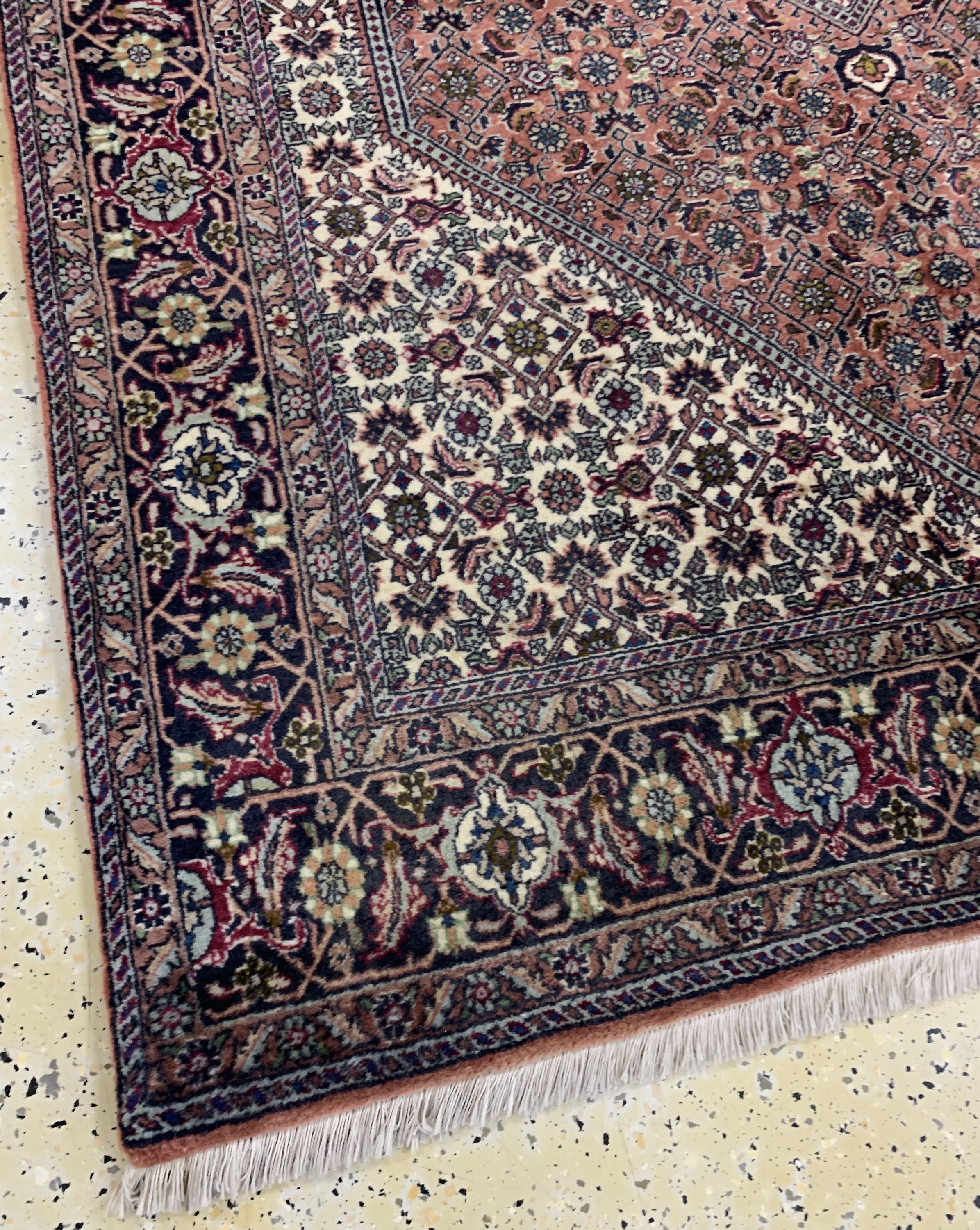 Detail d: Bidjar fein, Persien, Ende 20.Jhd, Korkwolle auf Baumwolle, ca. 208 x 140 cm, EHZ: 2